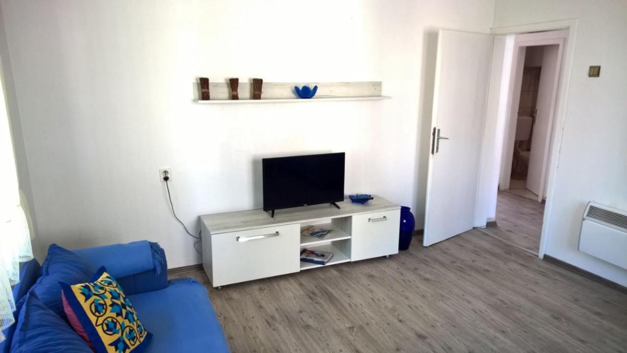 Blue Residence