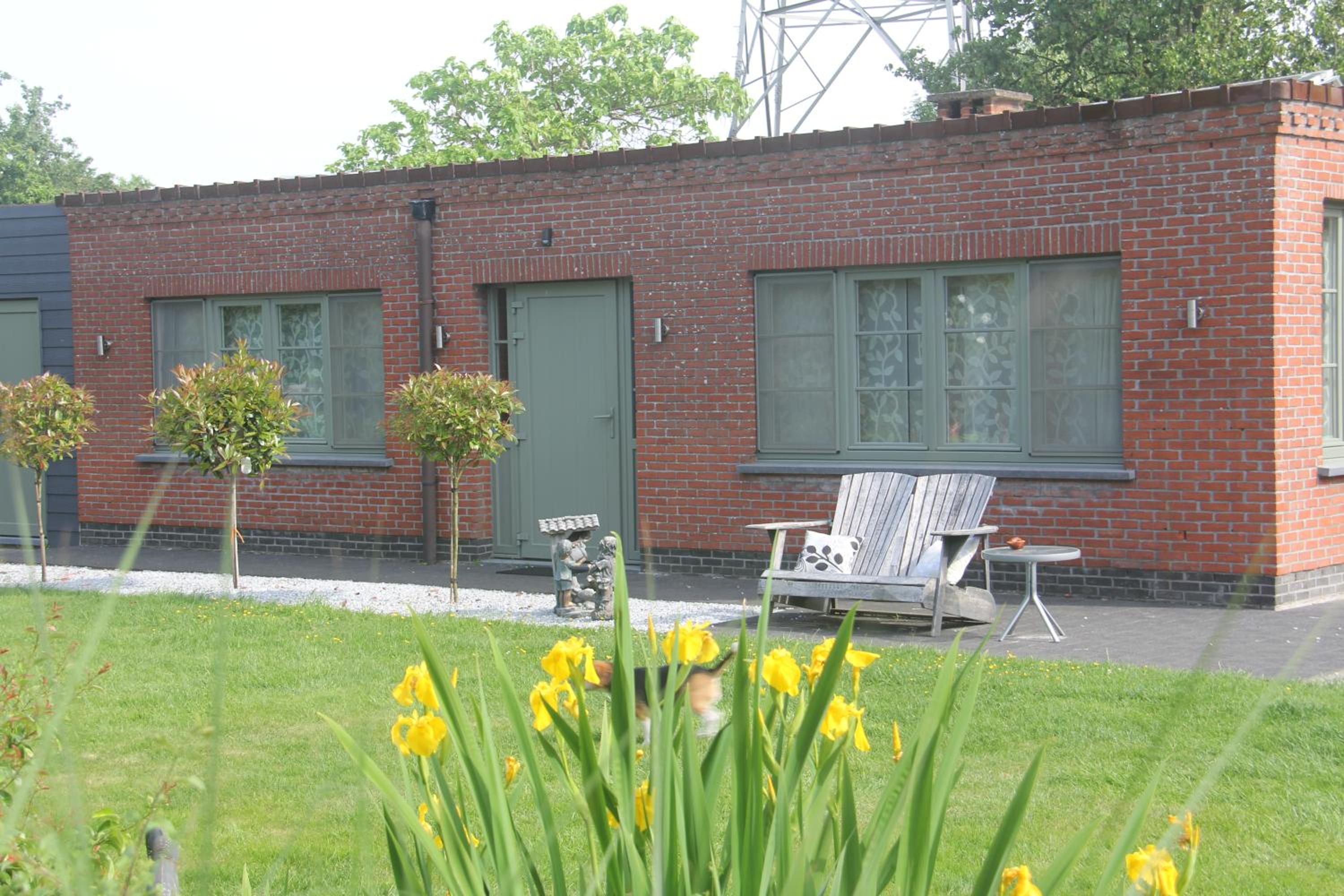 Hotel B&B Het KoeKoeKsnest Schelle - Image 1