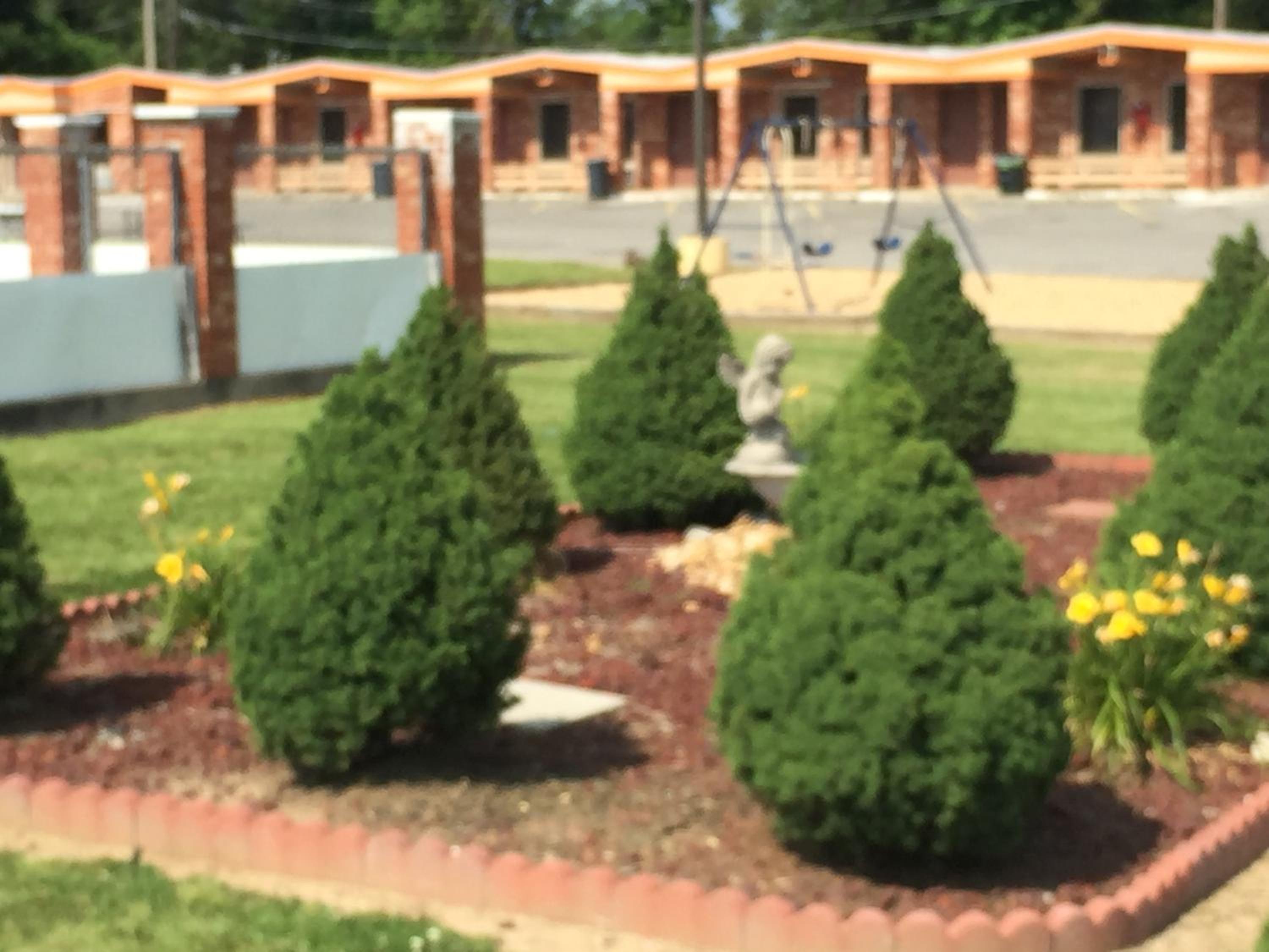 OYO Hickory House Inn