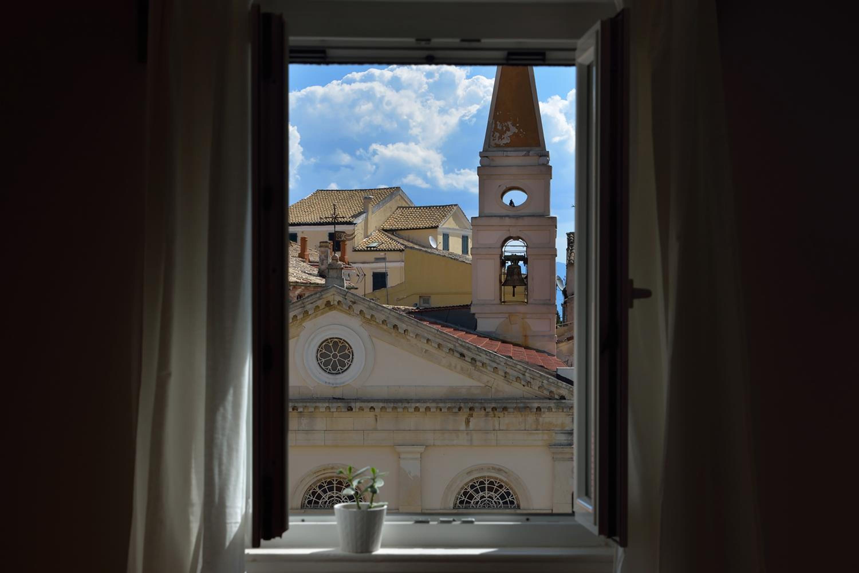 "San Giacomo Square Apt." in the heart of old town