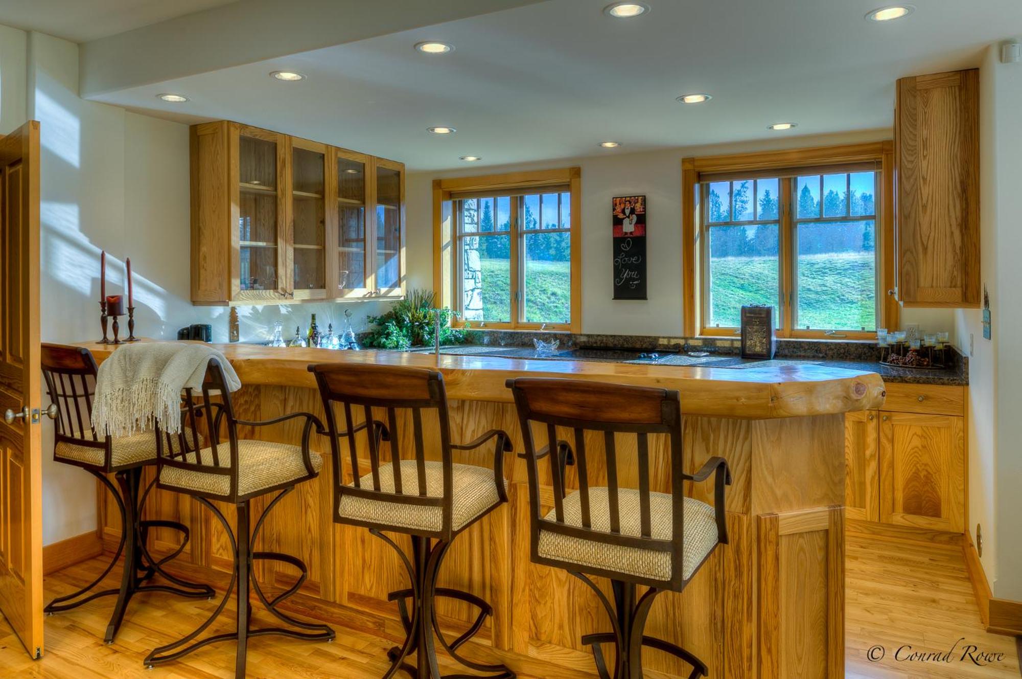 The Lodge at Trout Creek Bed and Breakfast