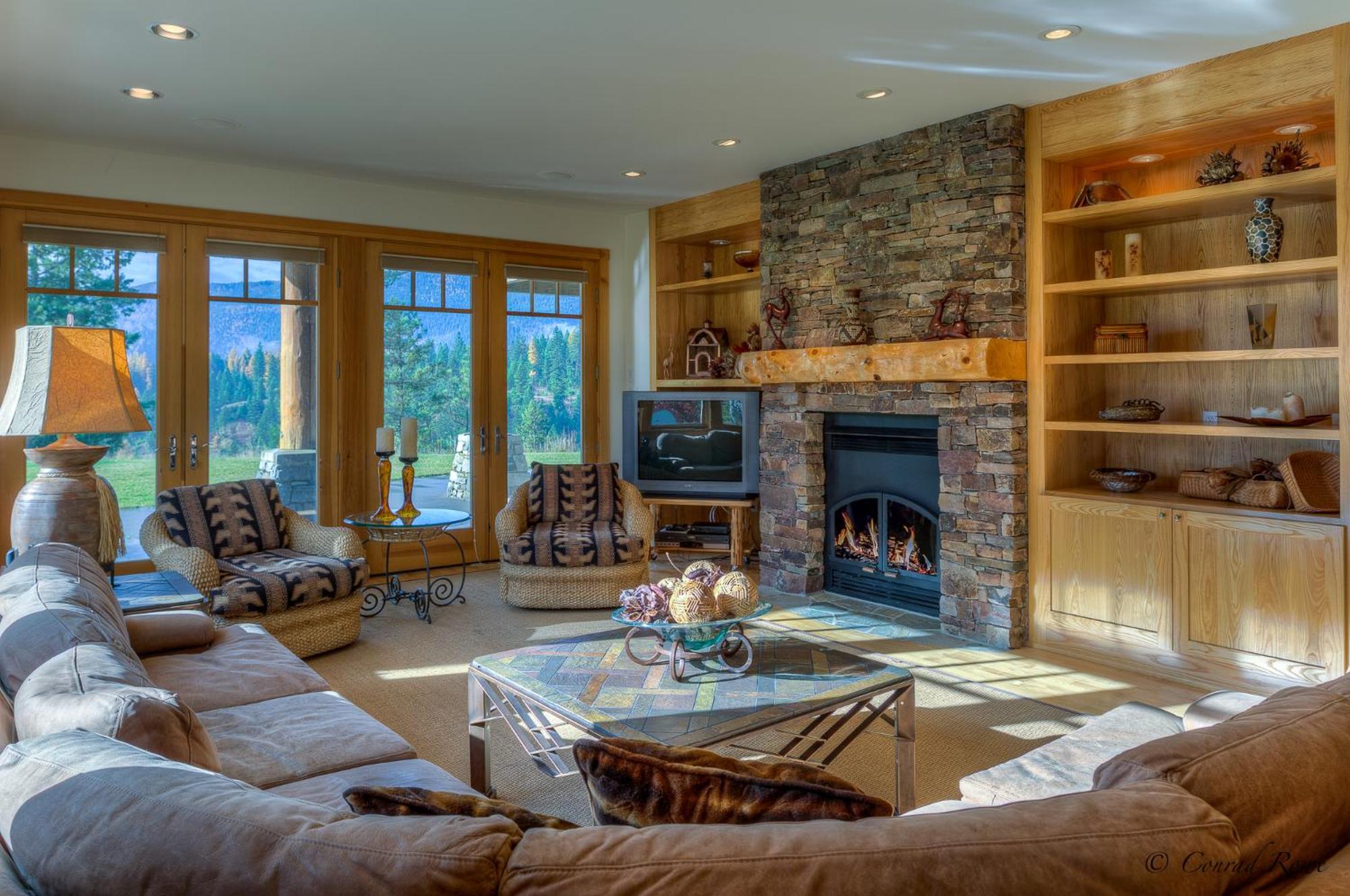 The Lodge at Trout Creek Bed and Breakfast