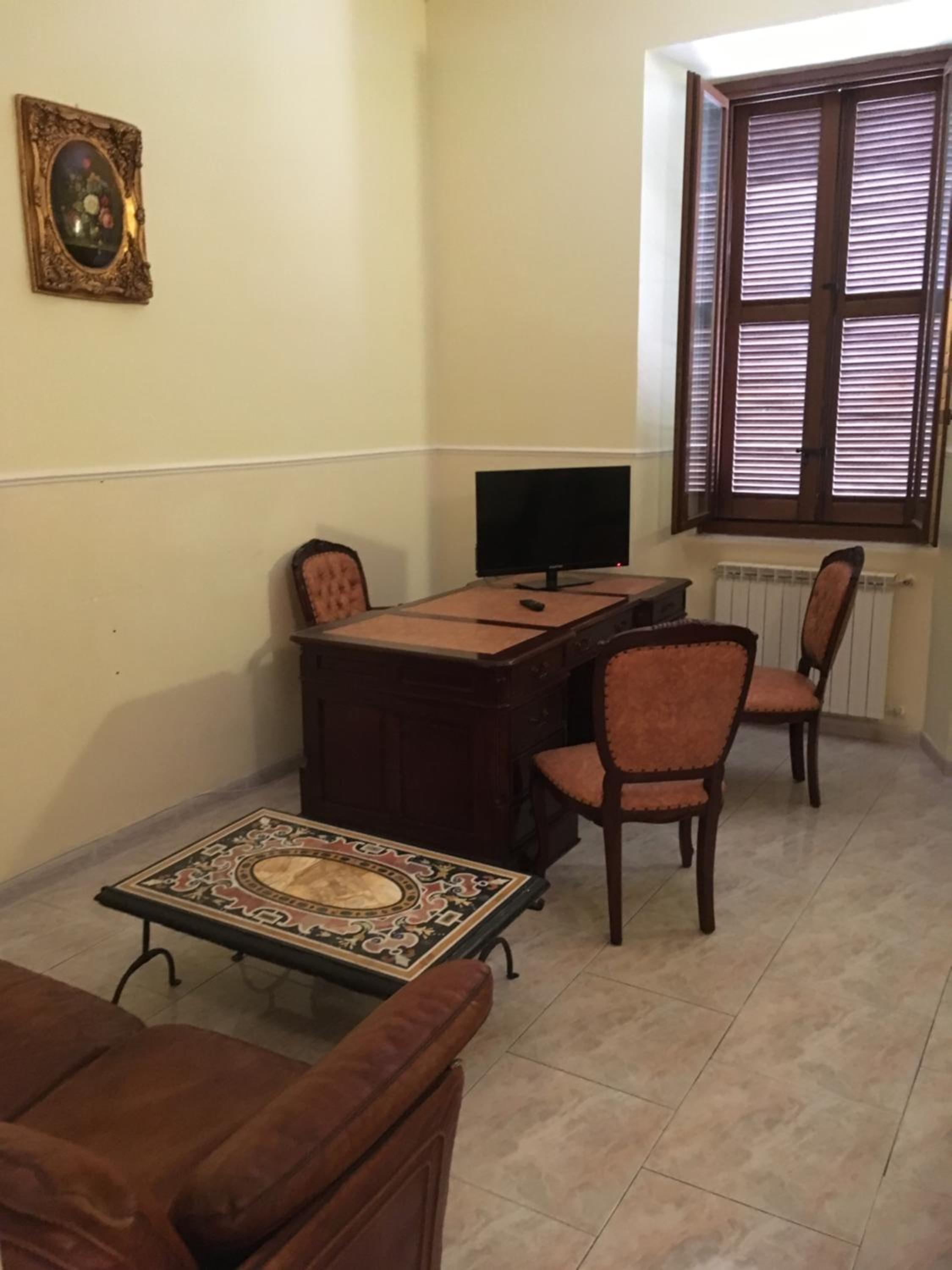 WHOLE HOLIDAY HOME APARTMENT FANTASTIC CIVITAVECCHIA da Pamino & Priscilla con due Camere letto!