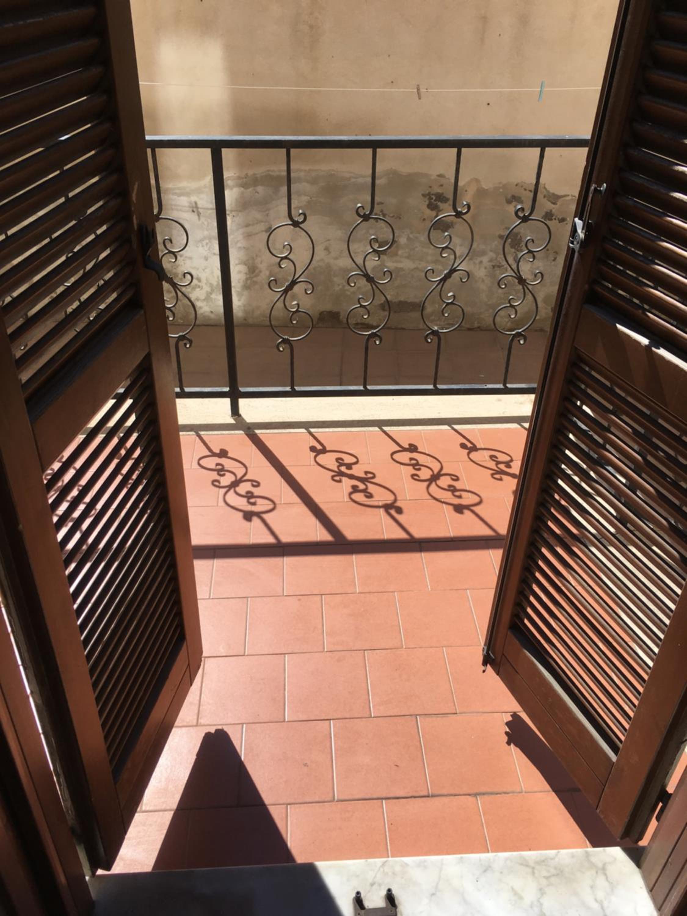 WHOLE HOLIDAY HOME APARTMENT FANTASTIC CIVITAVECCHIA da Pamino & Priscilla con due Camere letto!