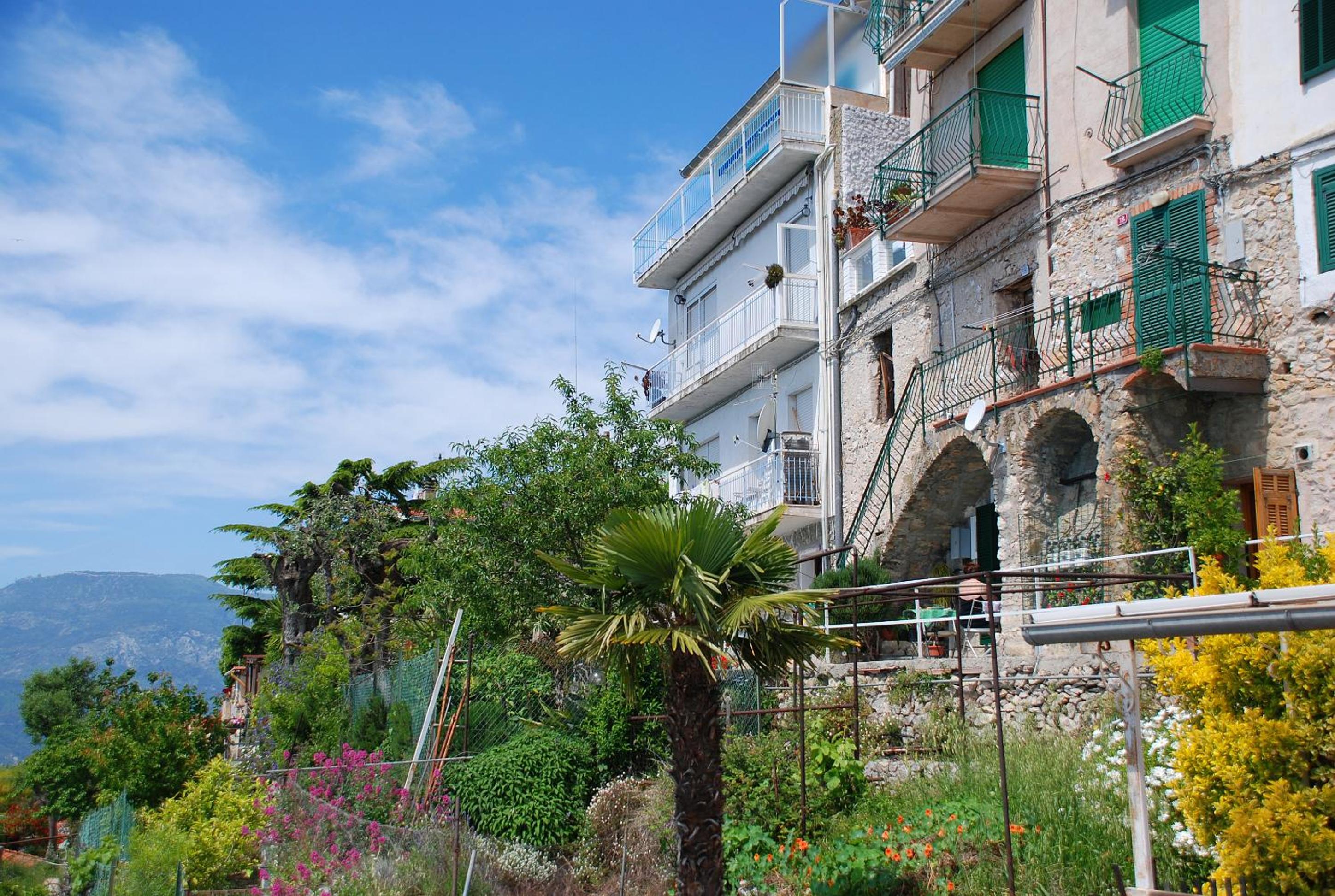 Amazing Sea Views Over the Riviera view 3