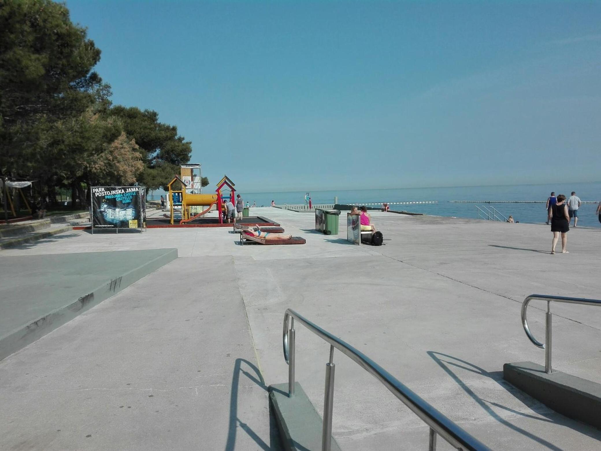 Photo 9