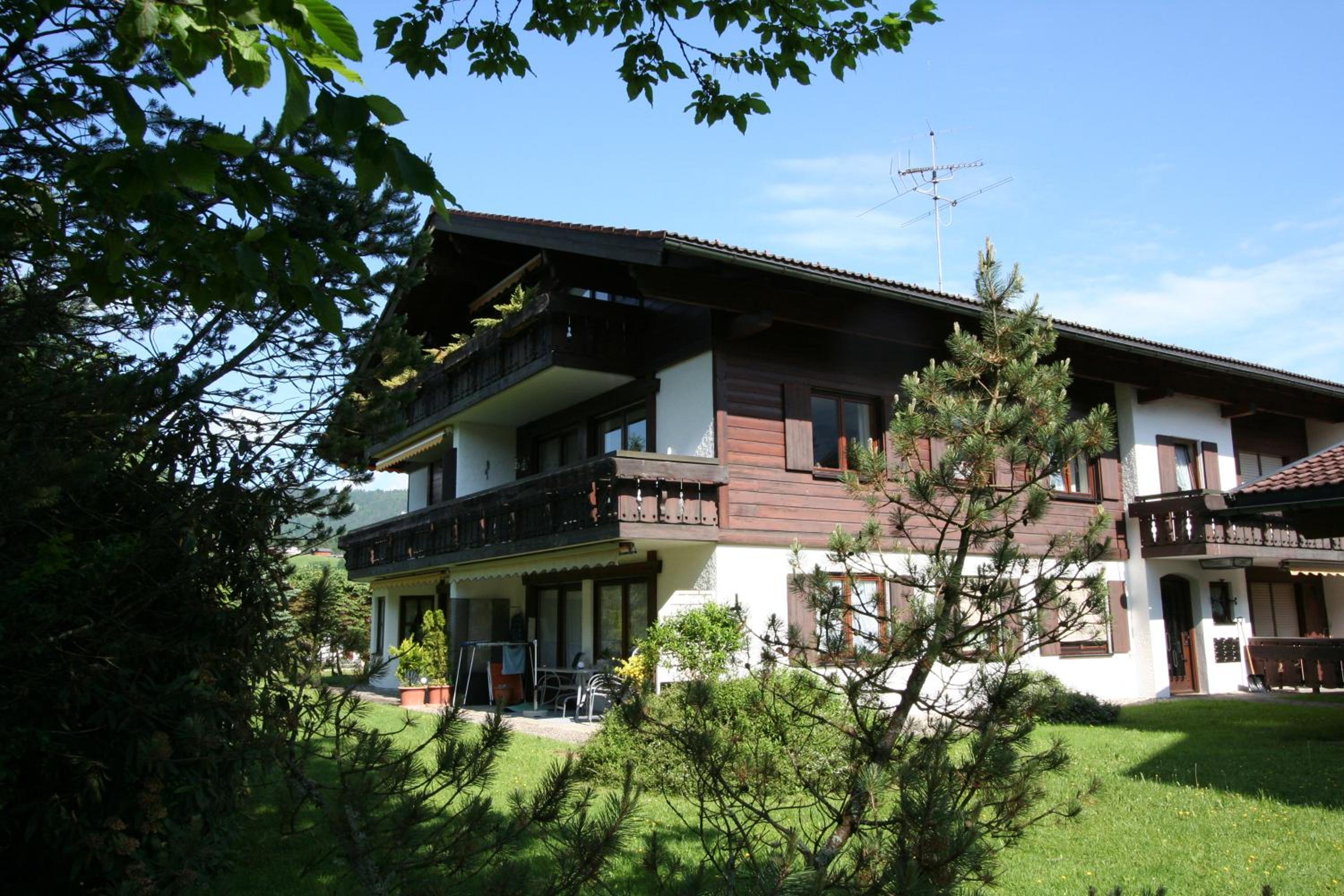 Alpenflair Ferienwohnungen Whg. 212 view 4