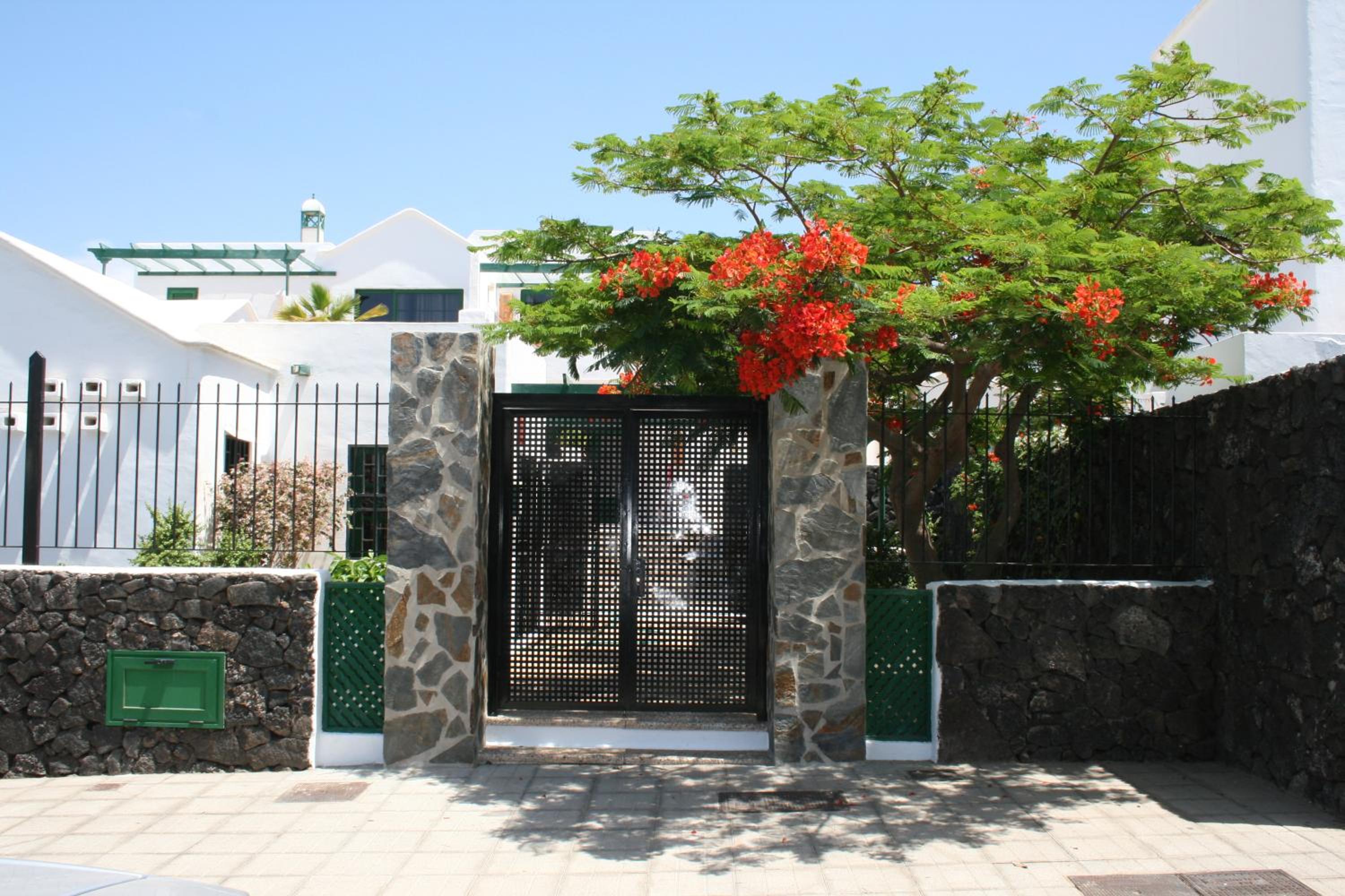 Apartamentos las Acacias