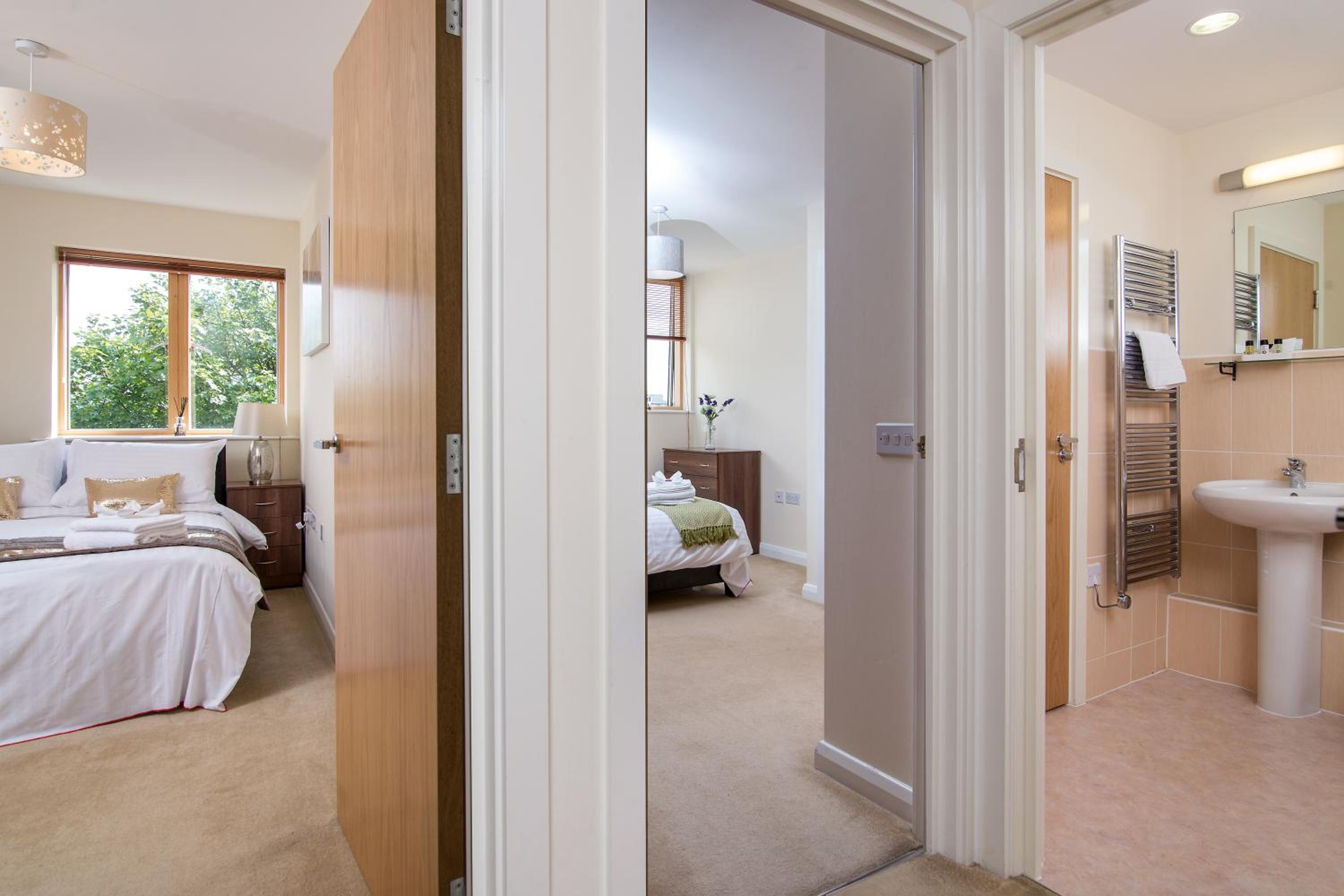 Mica Point City Centre Apartment