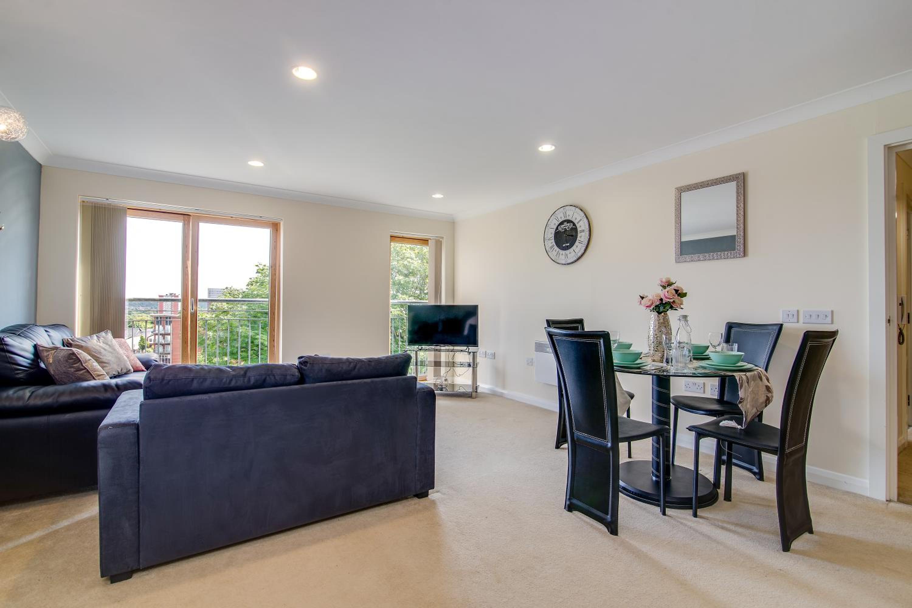 Mica Point City Centre Apartment