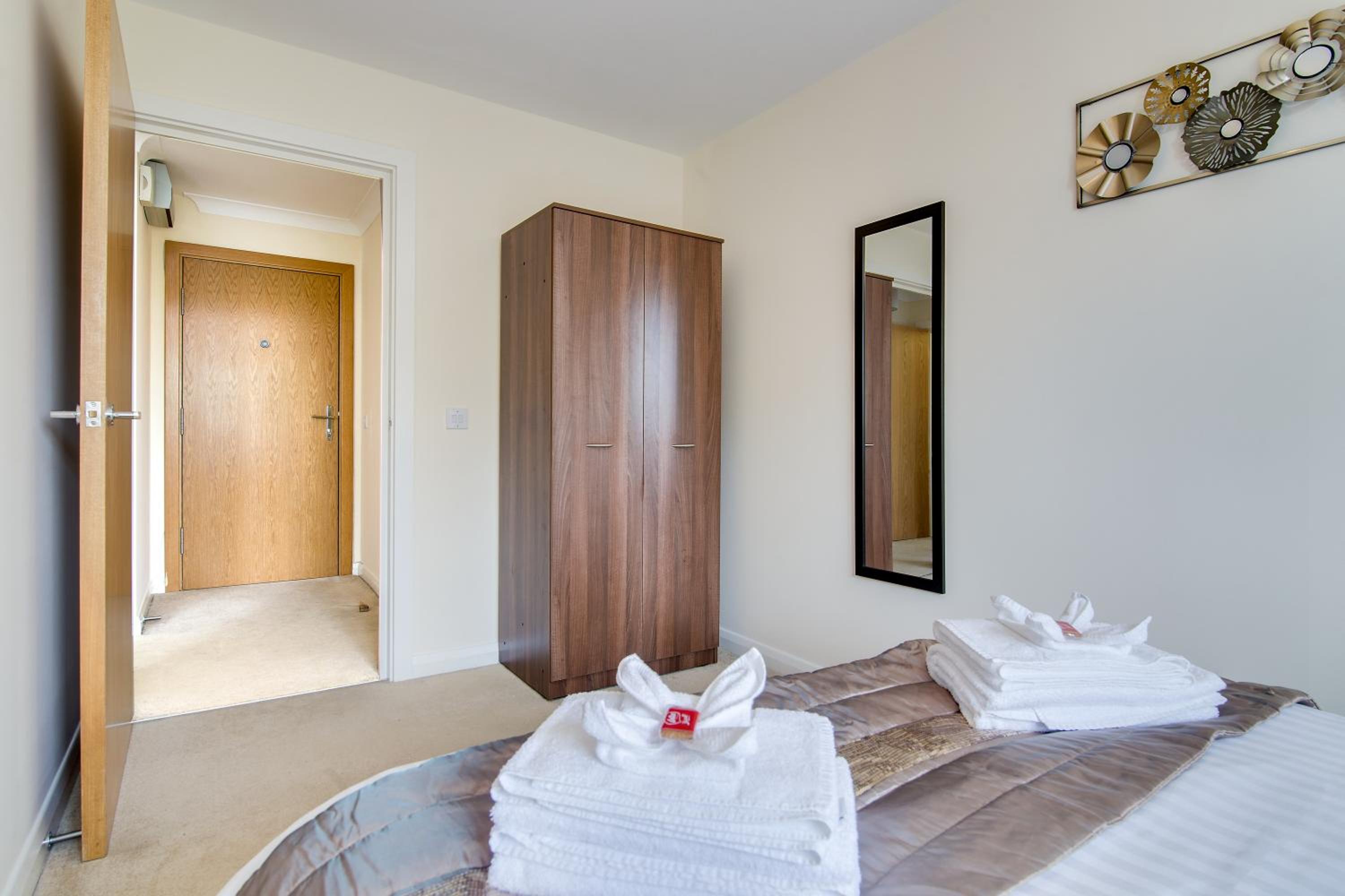 Mica Point City Centre Apartment