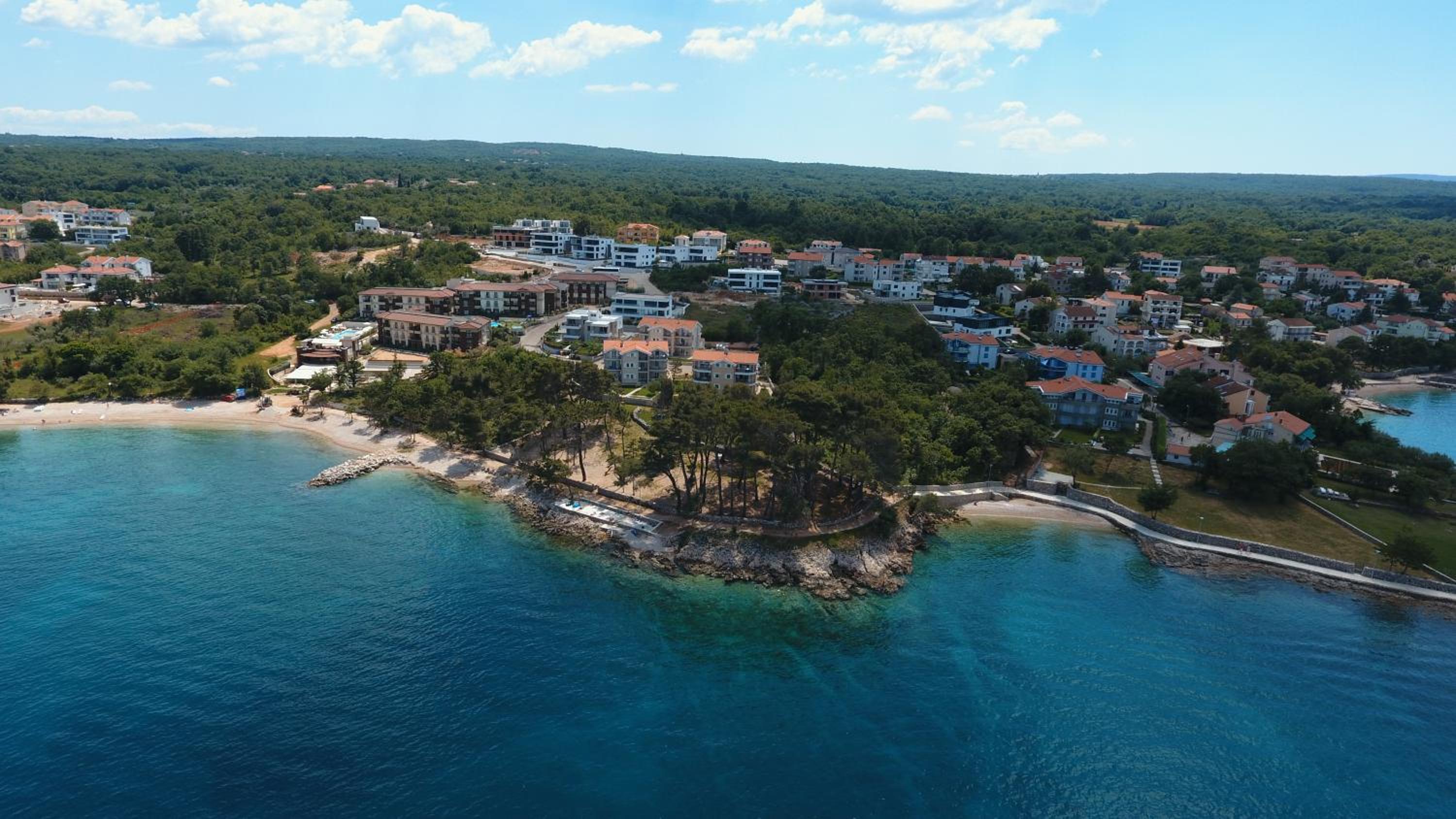 Mare & Mons Seafront Apartments