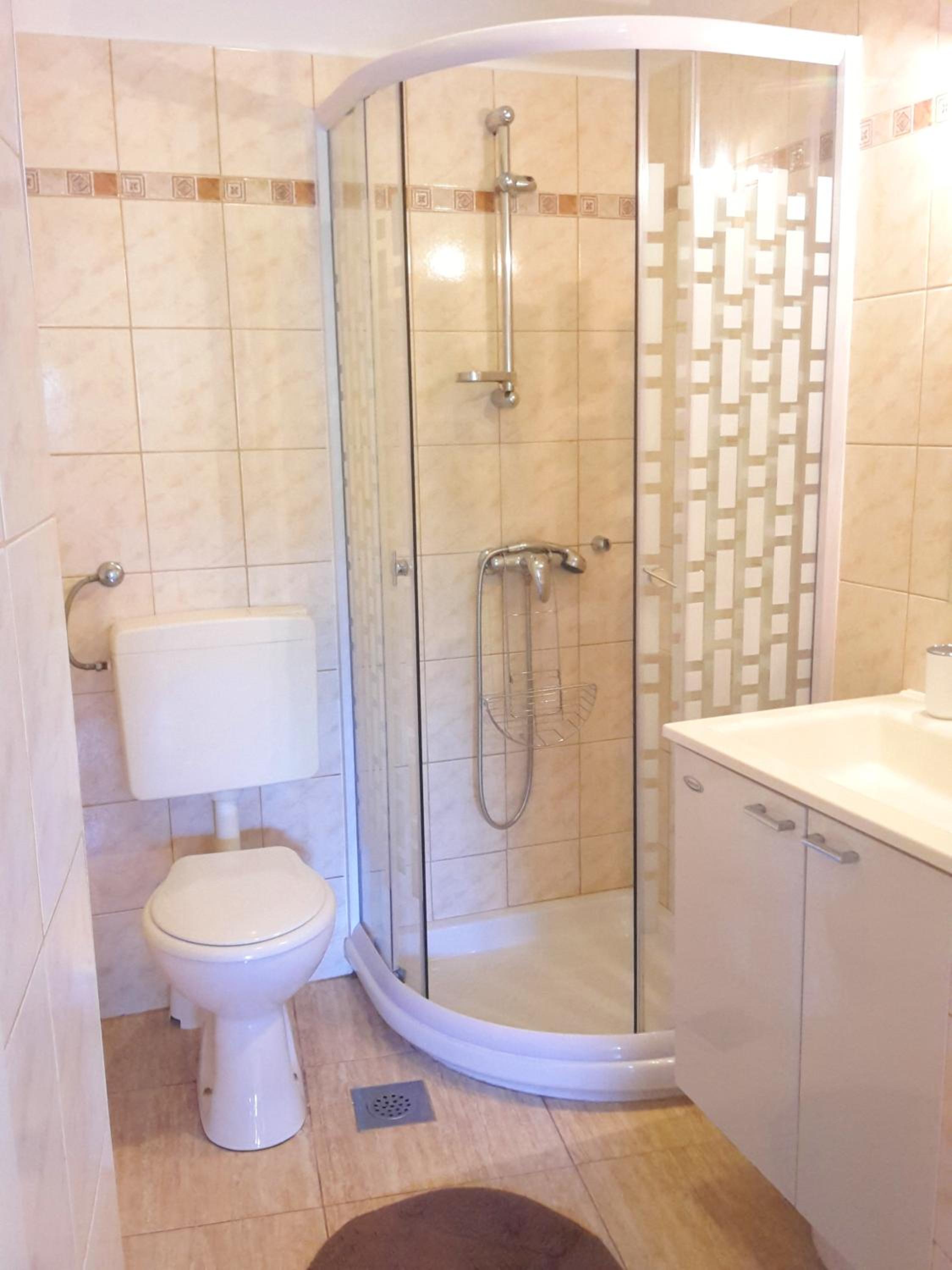 Gracia Apartments