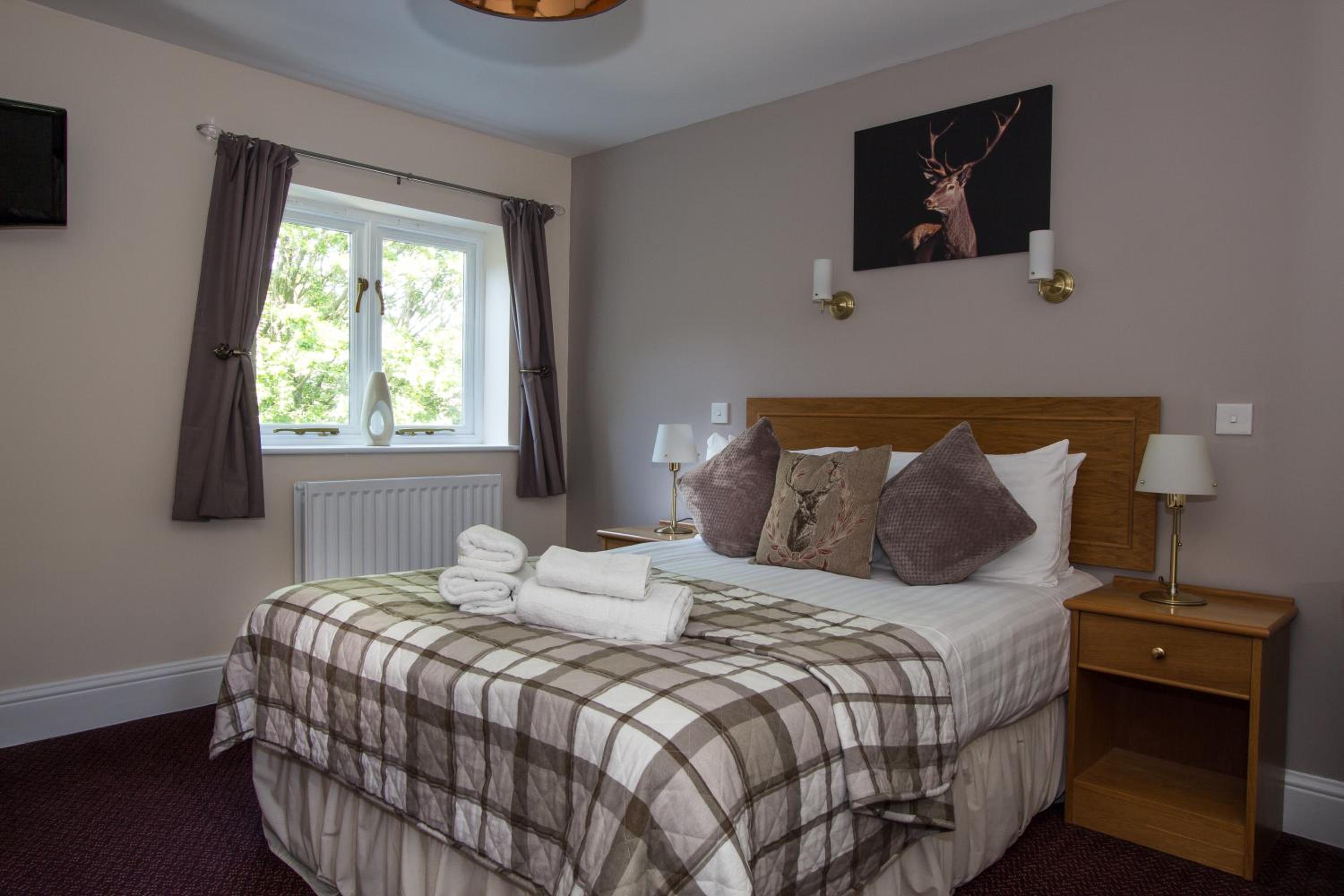 The Wheatsheaf Inn
