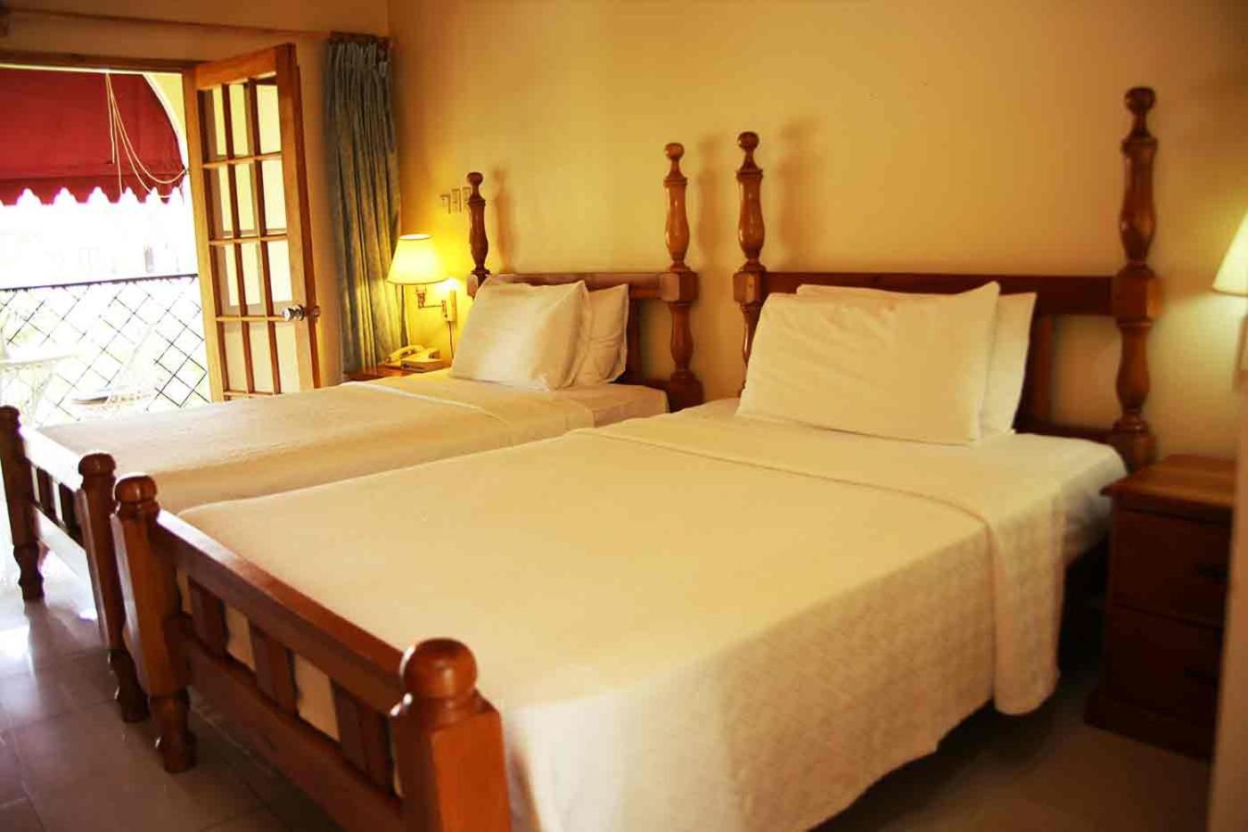 Charela Inn Hotel 20