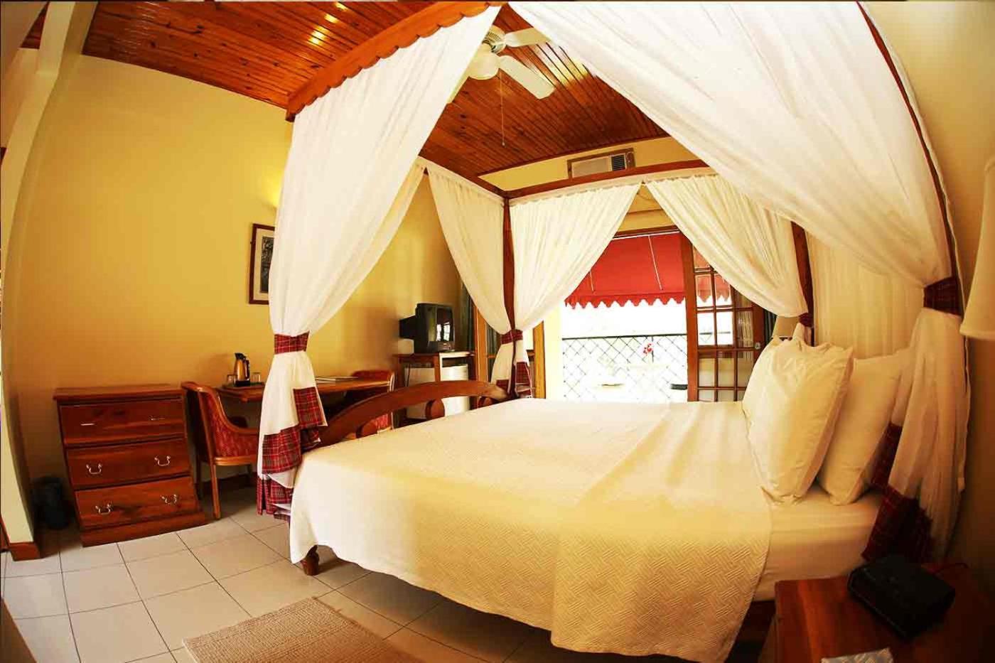 Charela Inn Hotel 19