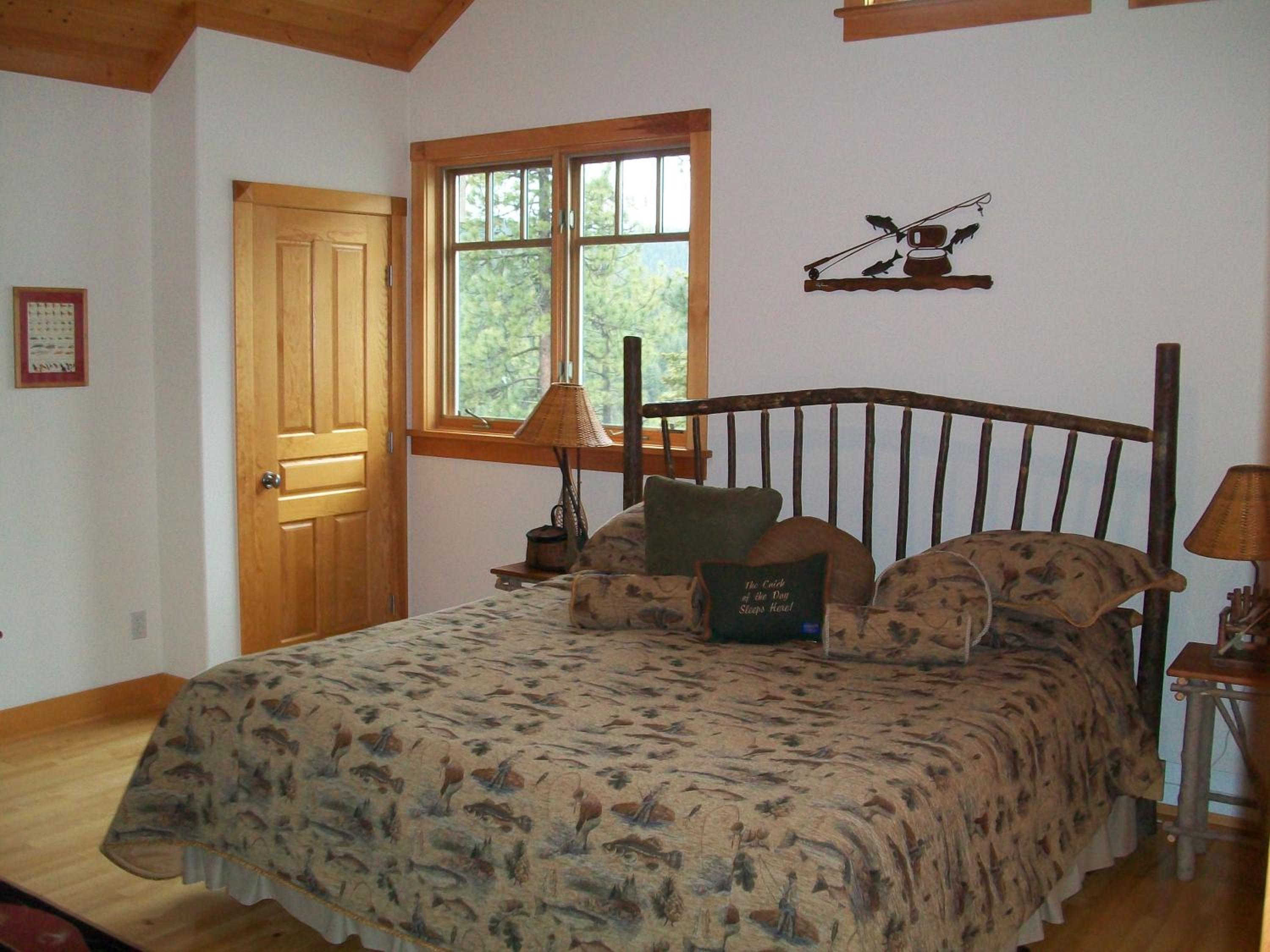 The Lodge at Trout Creek Bed and Breakfast