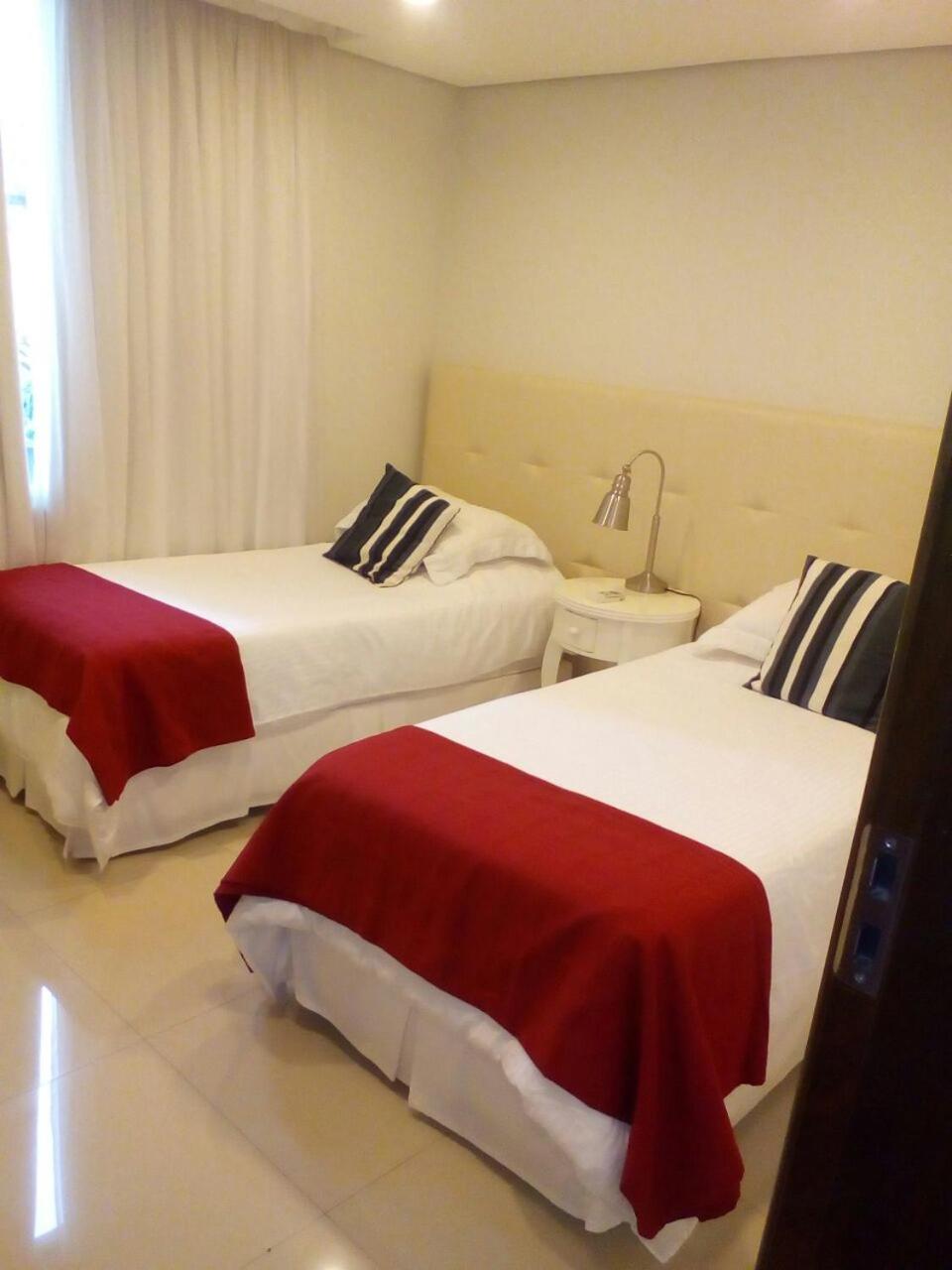 Realty Villa Morra view 5
