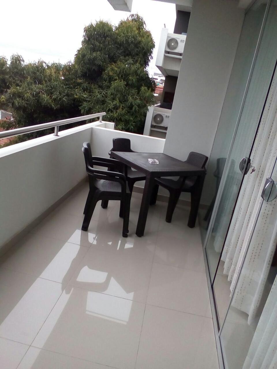Realty Villa Morra view 4