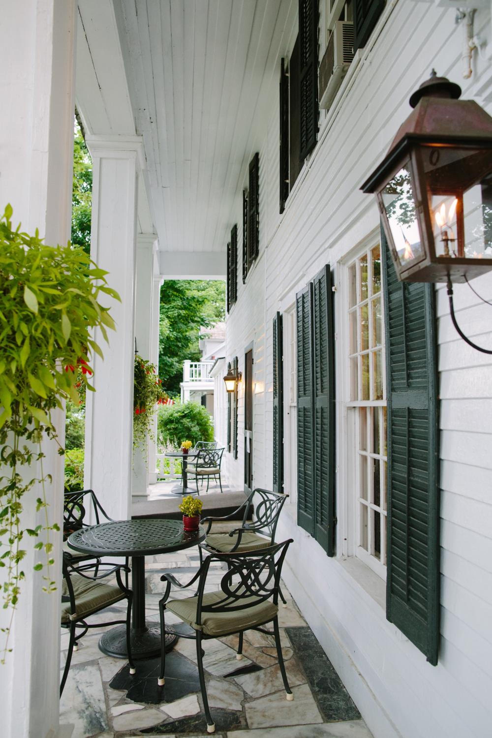 The Dorset Inn