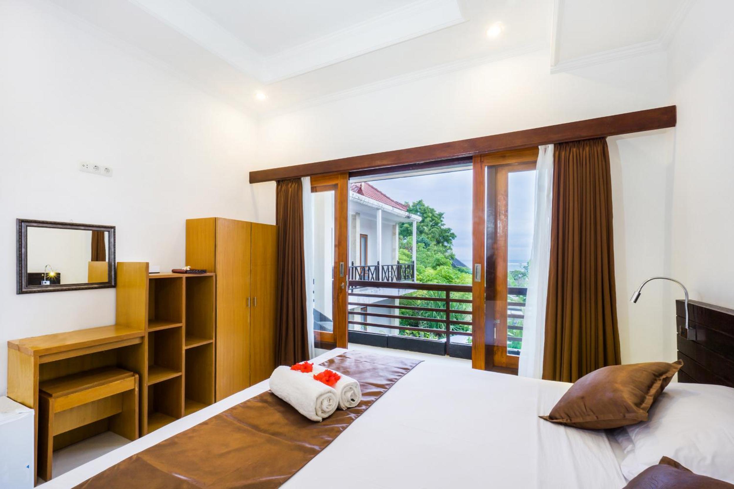 Nyuh Gading Home Stay