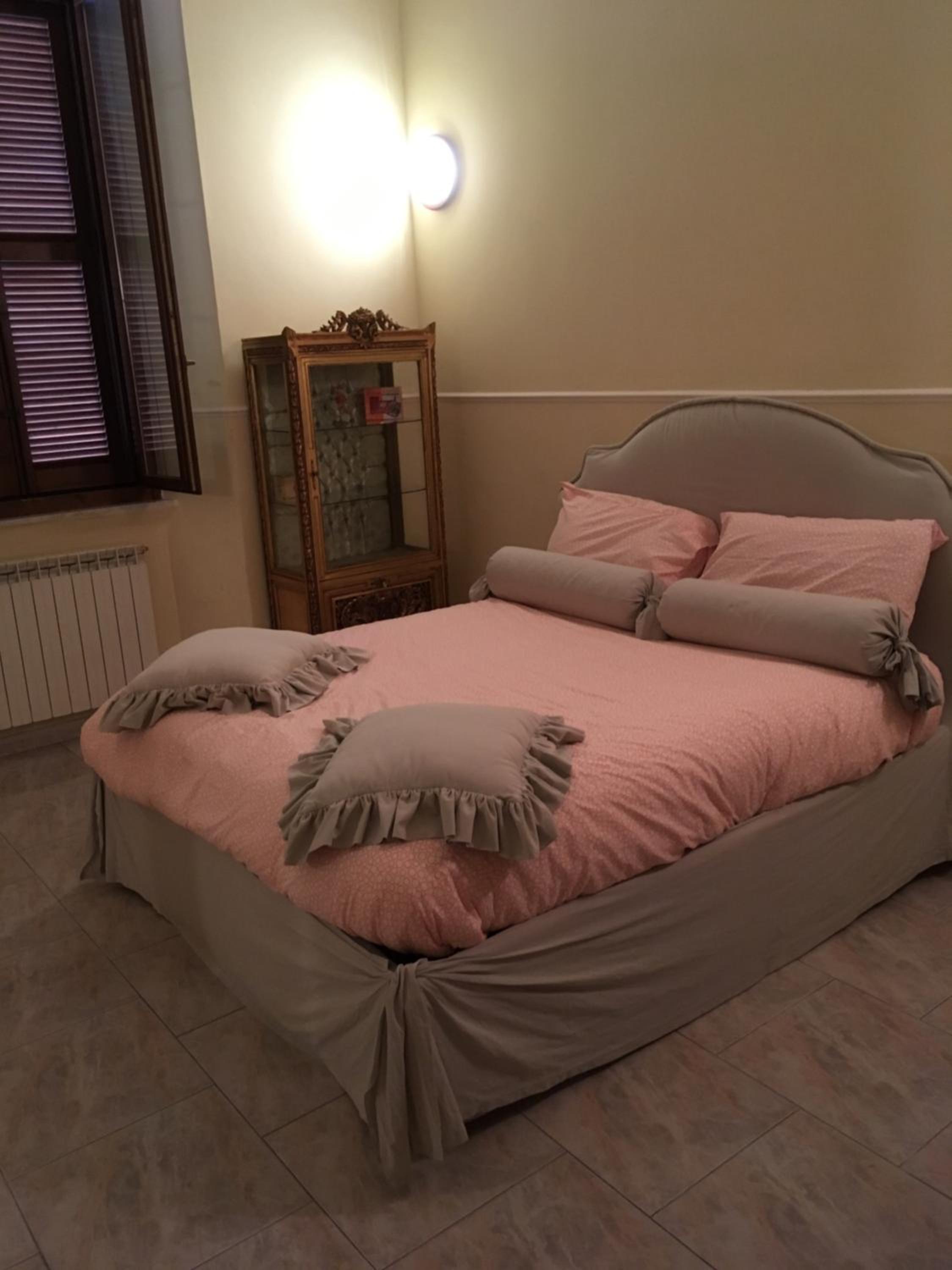 WHOLE HOLIDAY HOME APARTMENT FANTASTIC CIVITAVECCHIA da Pamino & Priscilla con due Camere letto!