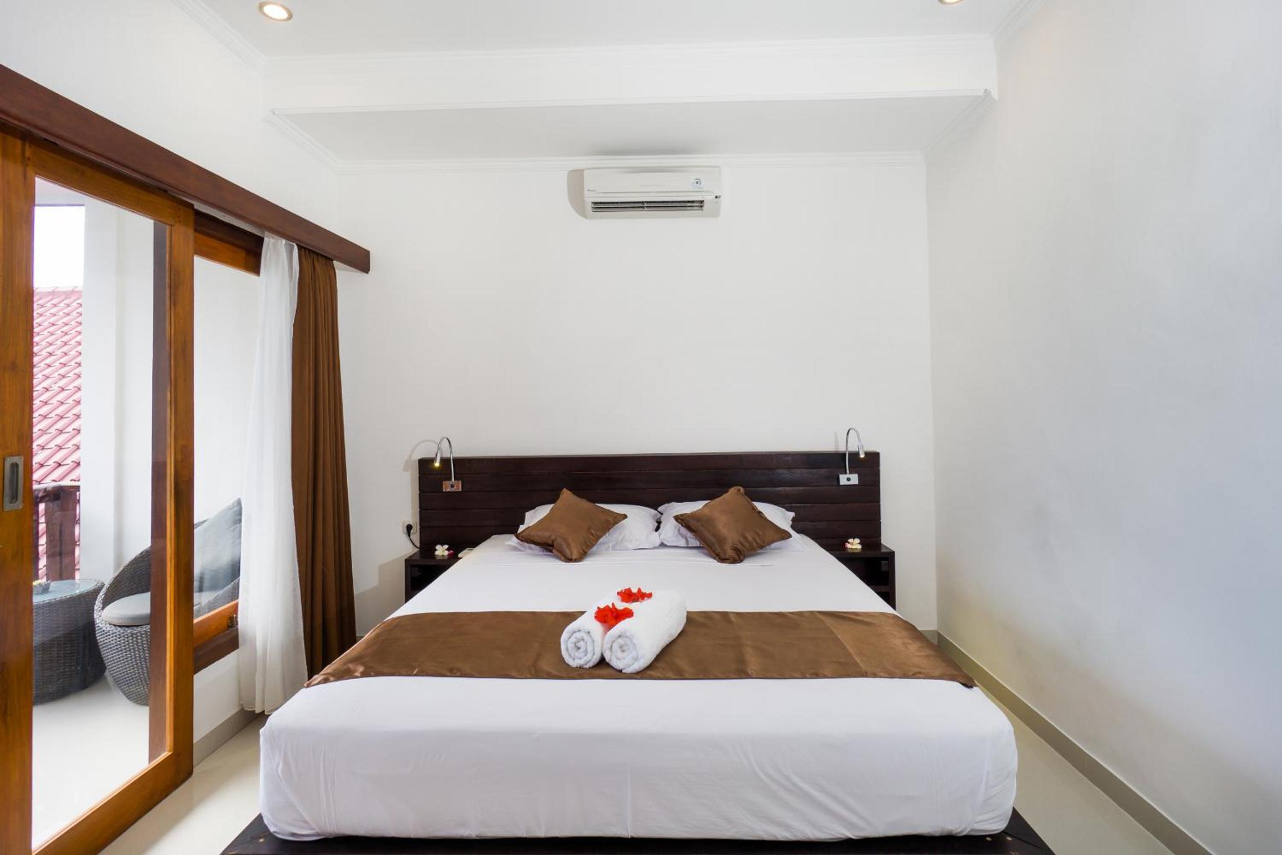 Nyuh Gading Home Stay