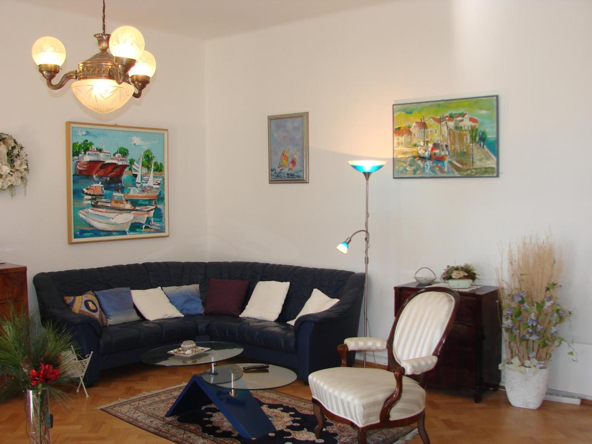 Leona Authentic Beachfront Villa 2BR APT by Irundo view 3
