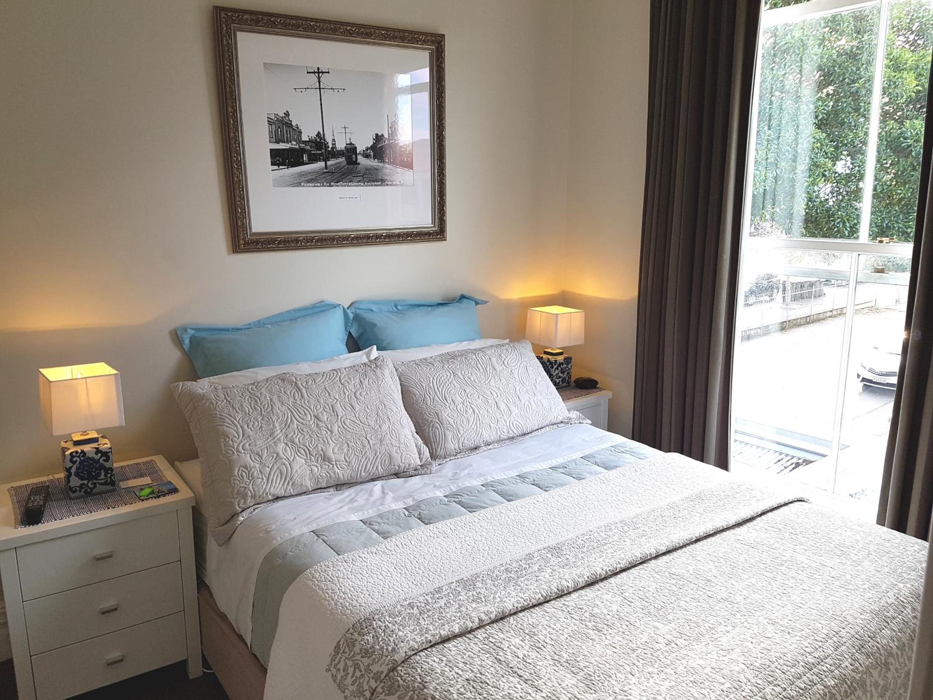 Ponsonby Manor