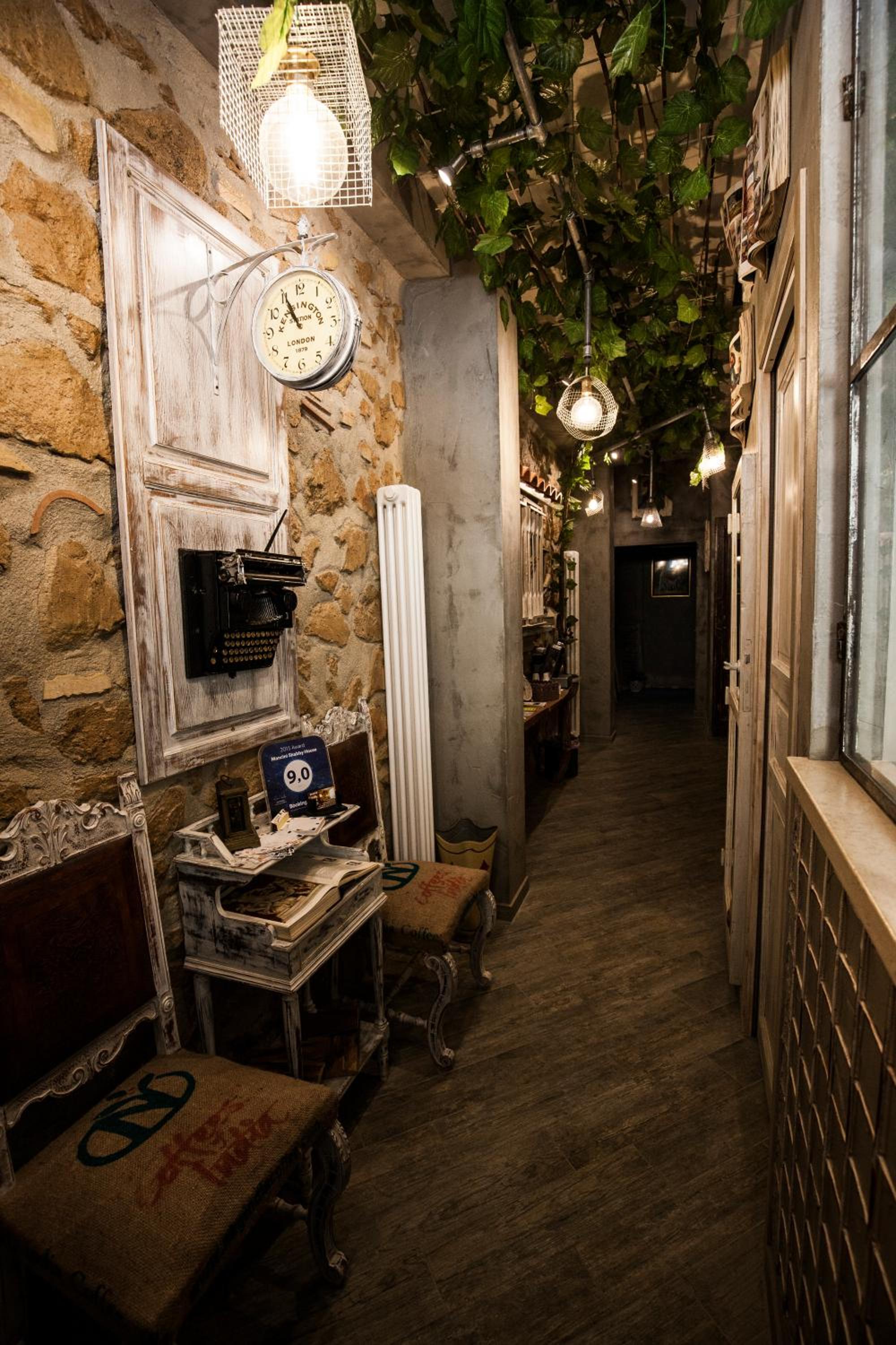 Mancini Shabby House