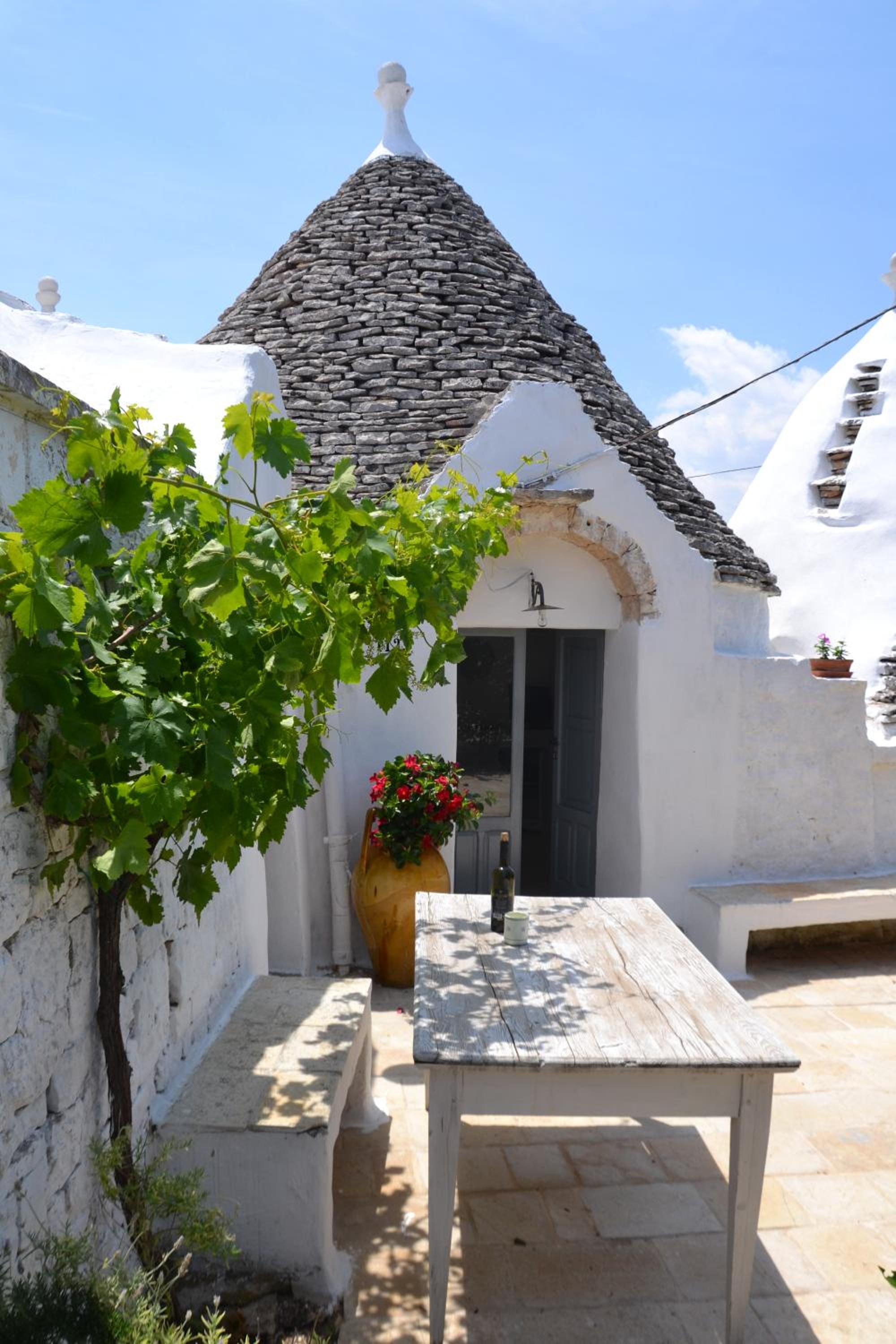 Trullo Piccola Contrada view 2