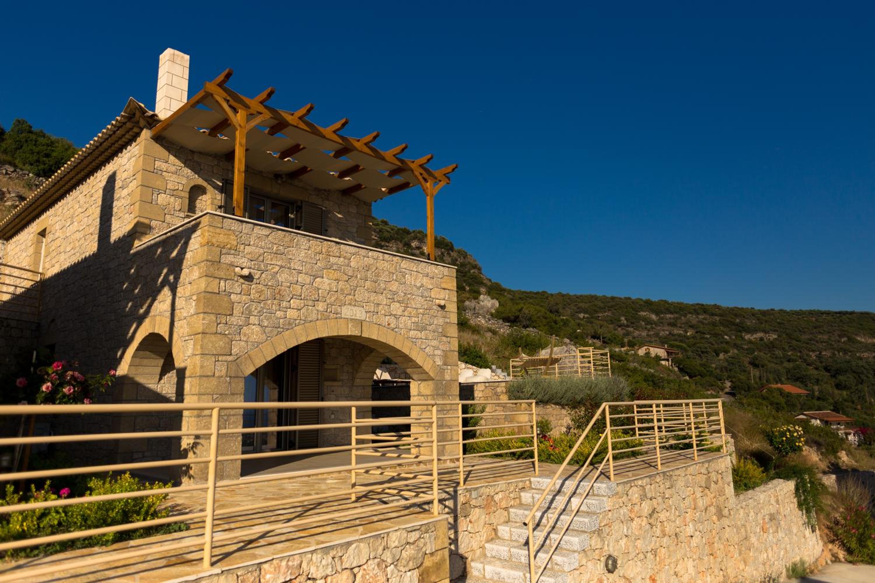 Tseralia Houses view 4