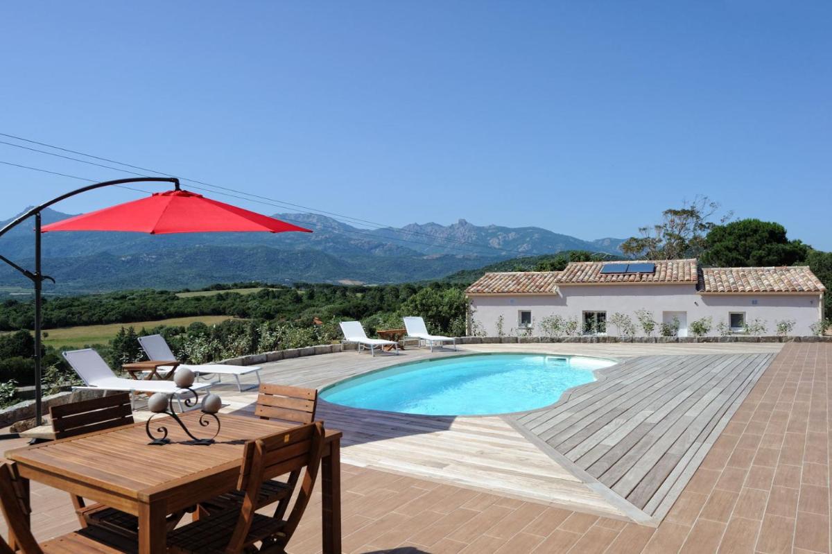 Les Villas de Petra Grossa view 2