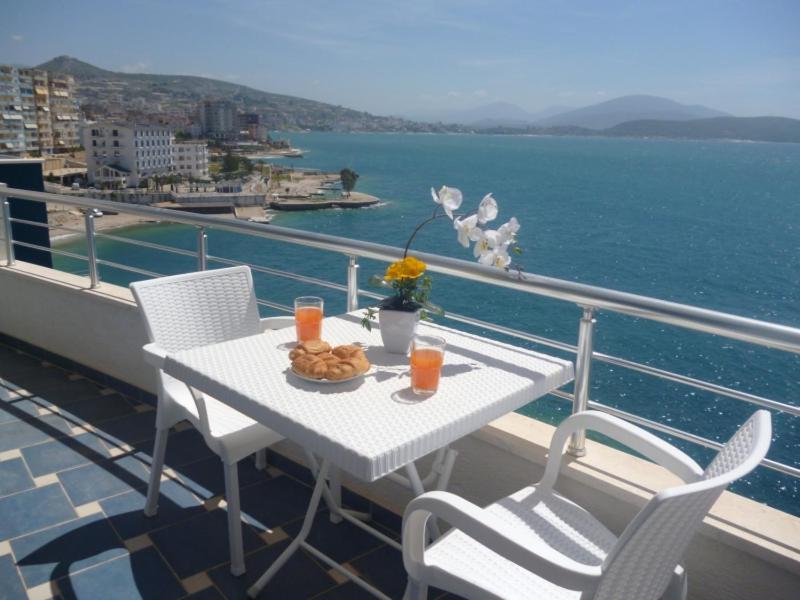 Beautifull Holiday Apartment Larisa