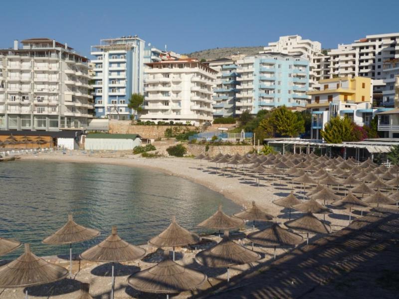 Beautifull Holiday Apartment Larisa