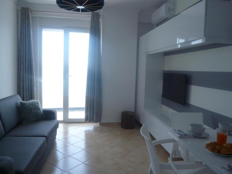 Beautifull Holiday Apartment Larisa