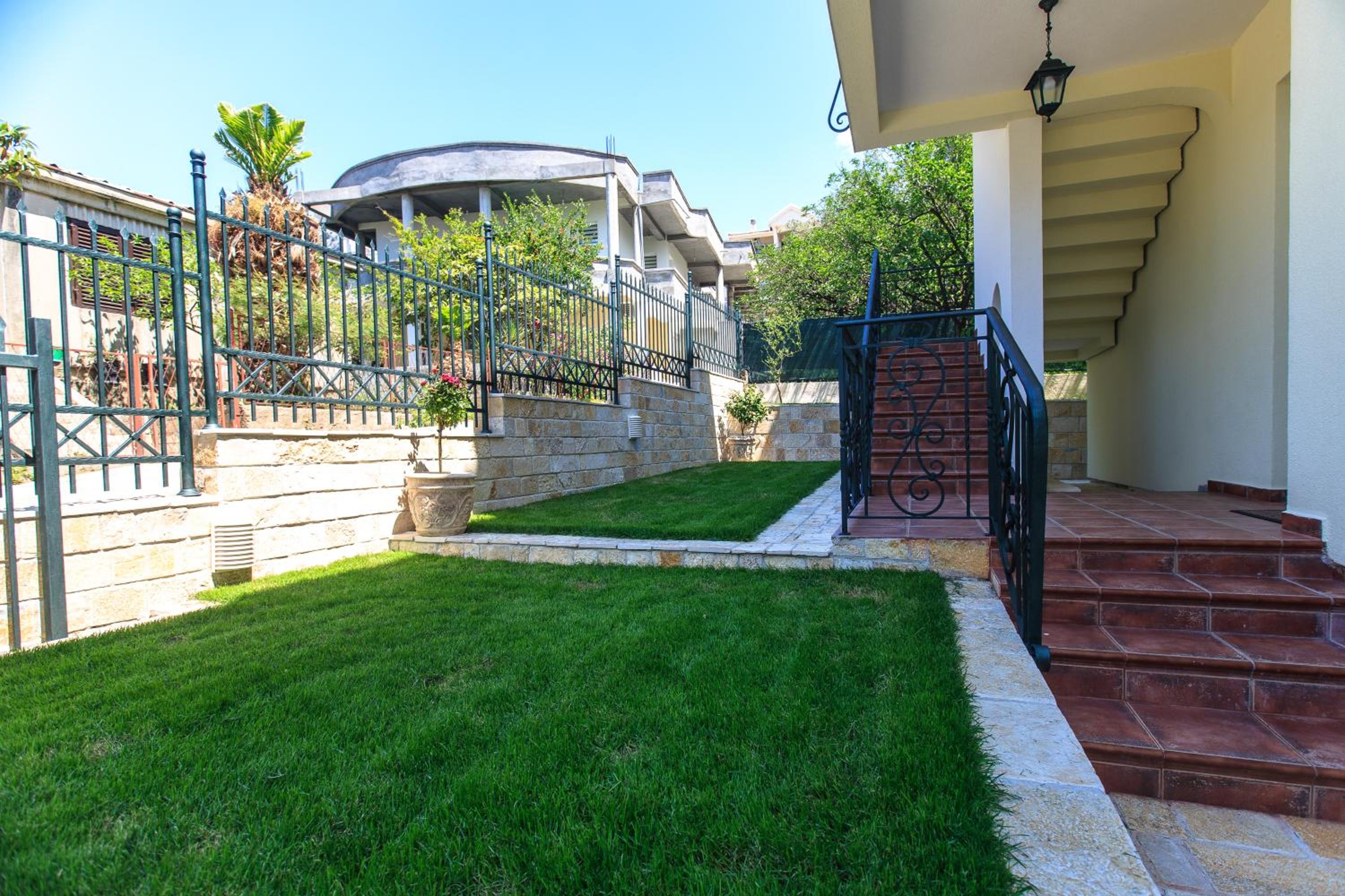 Apartments Aleksić