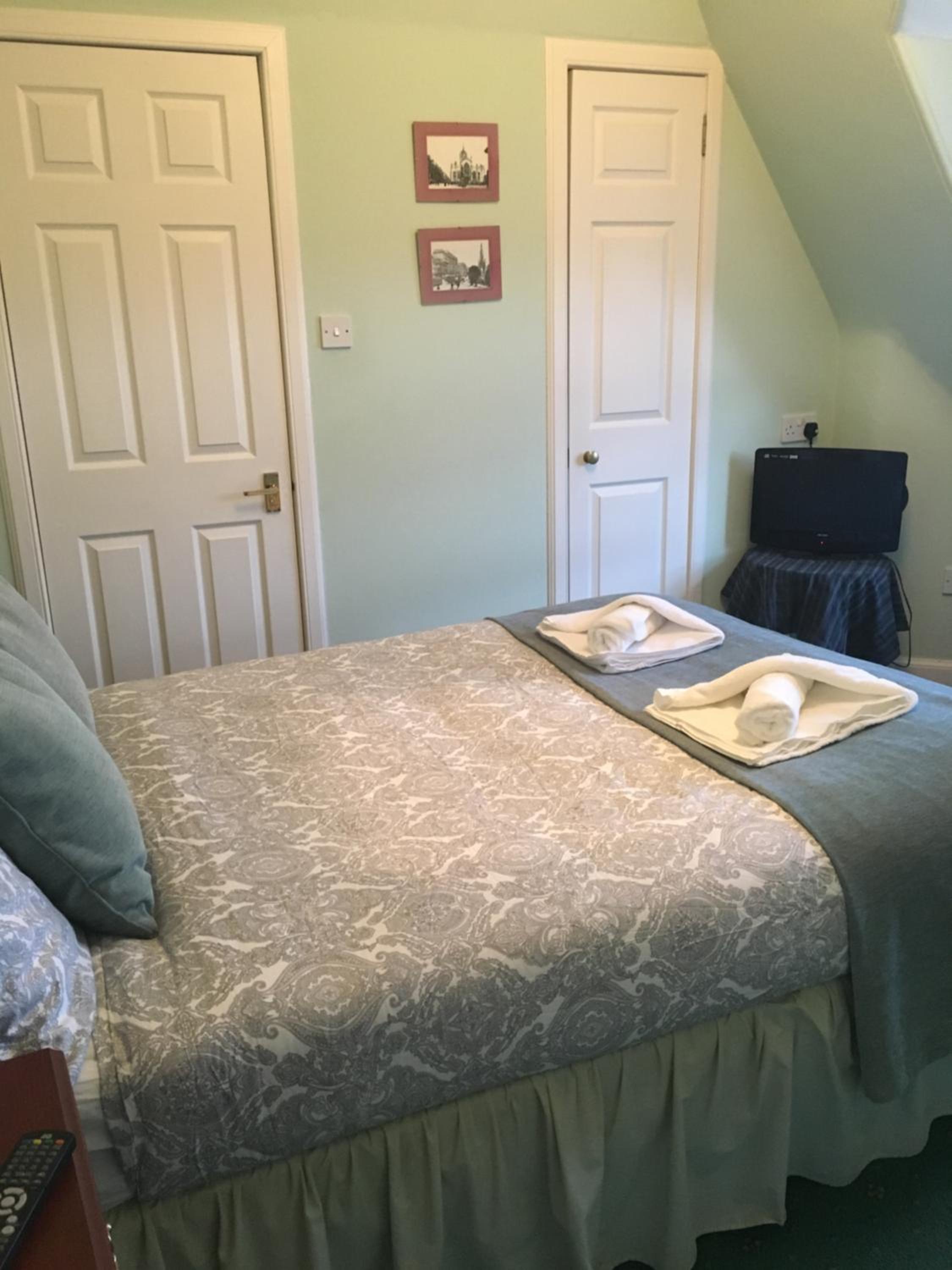 Airdenair Guest House