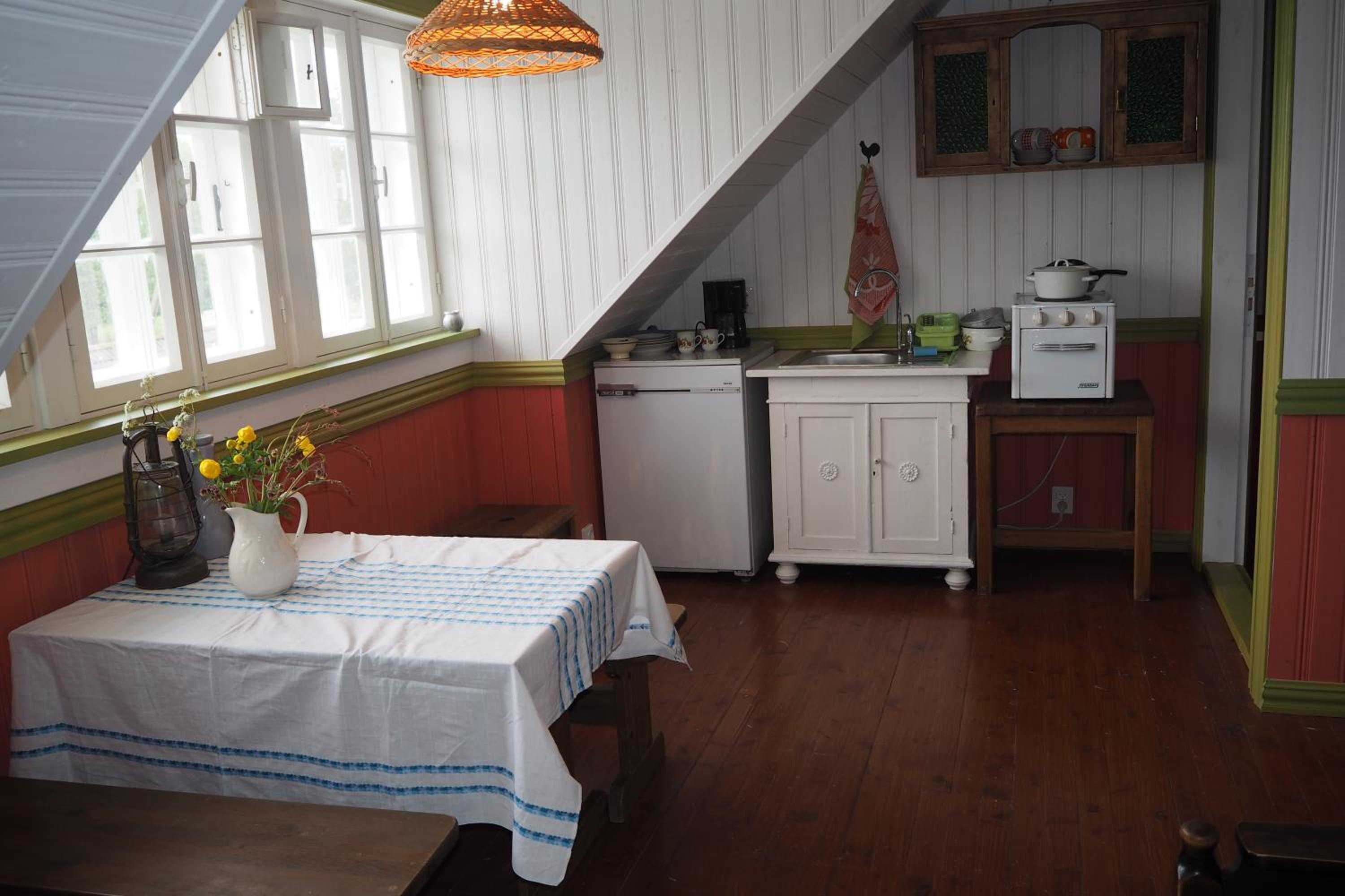 Leesi Puhkemaja