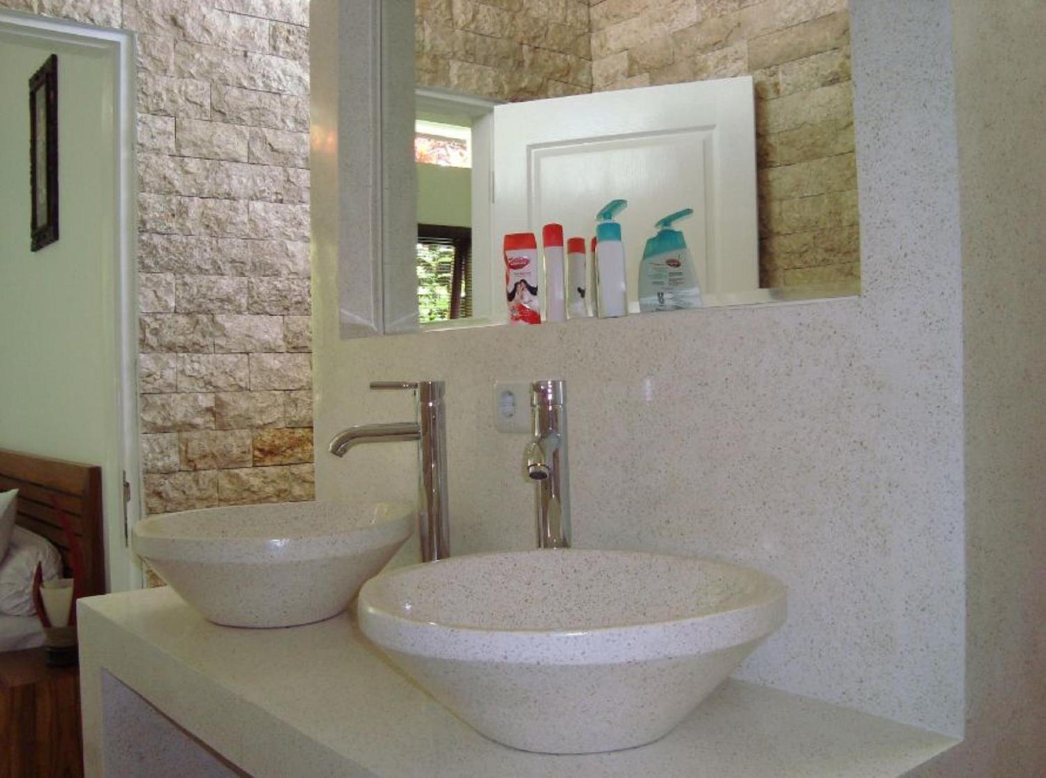 Villa Tujuh, Senggigi - 11