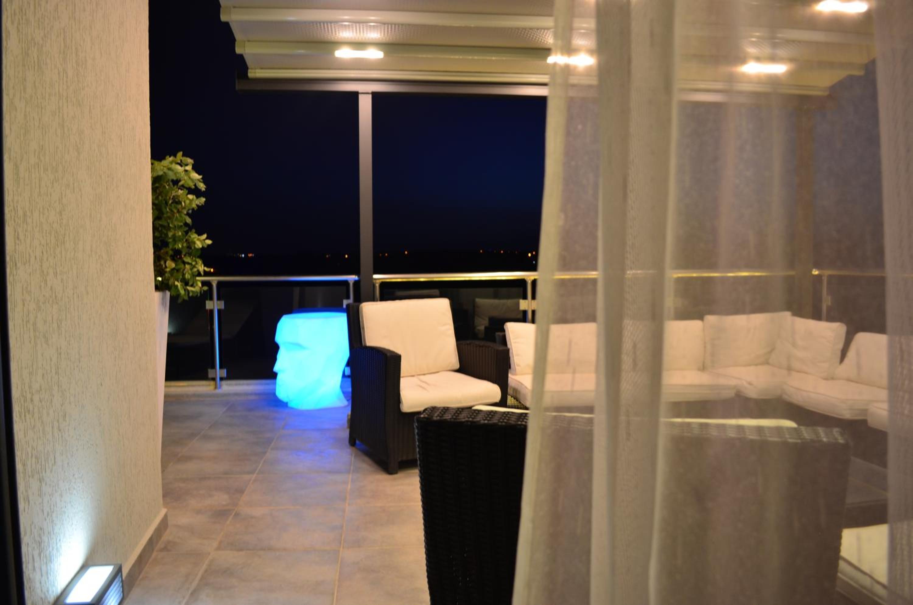 Paramount Bay Penthouse