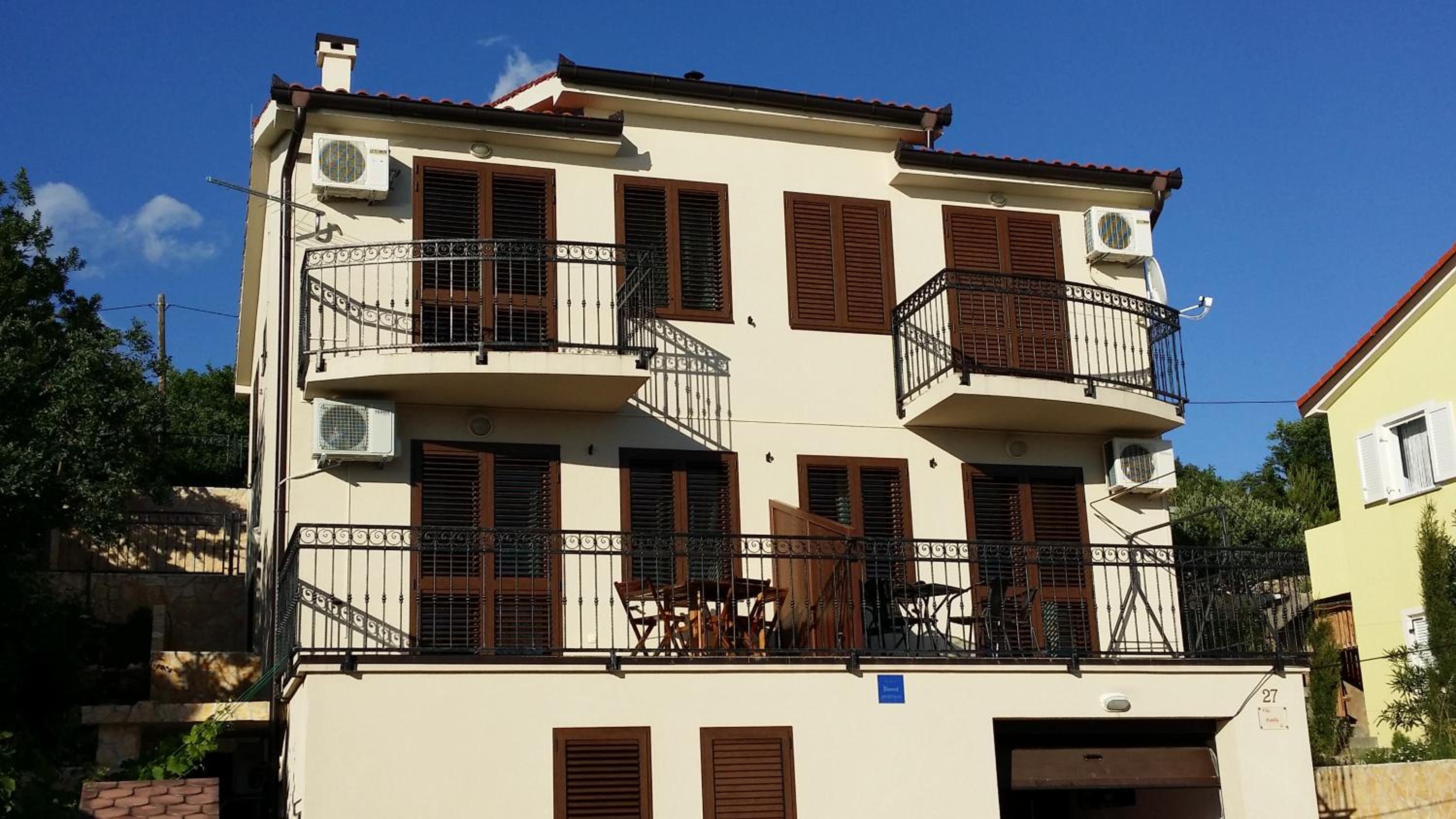 Vila Familia