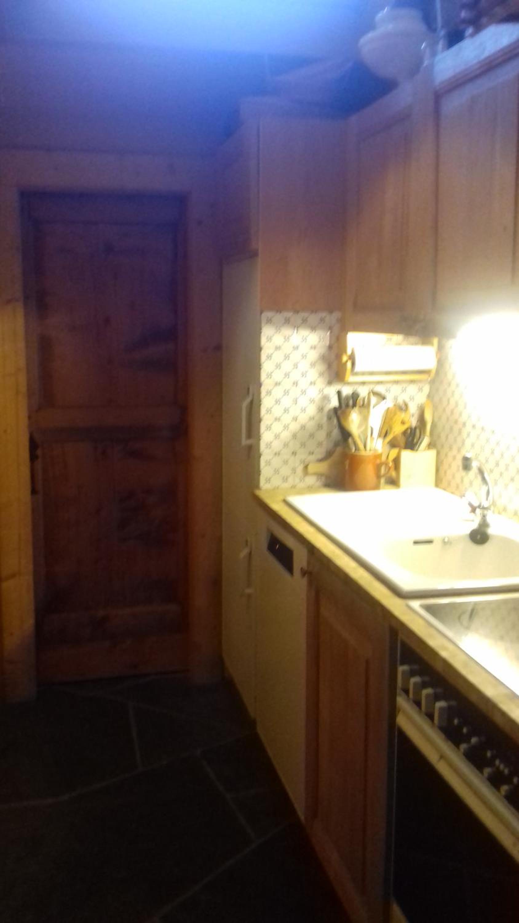Authentic 2 bedroom apartment