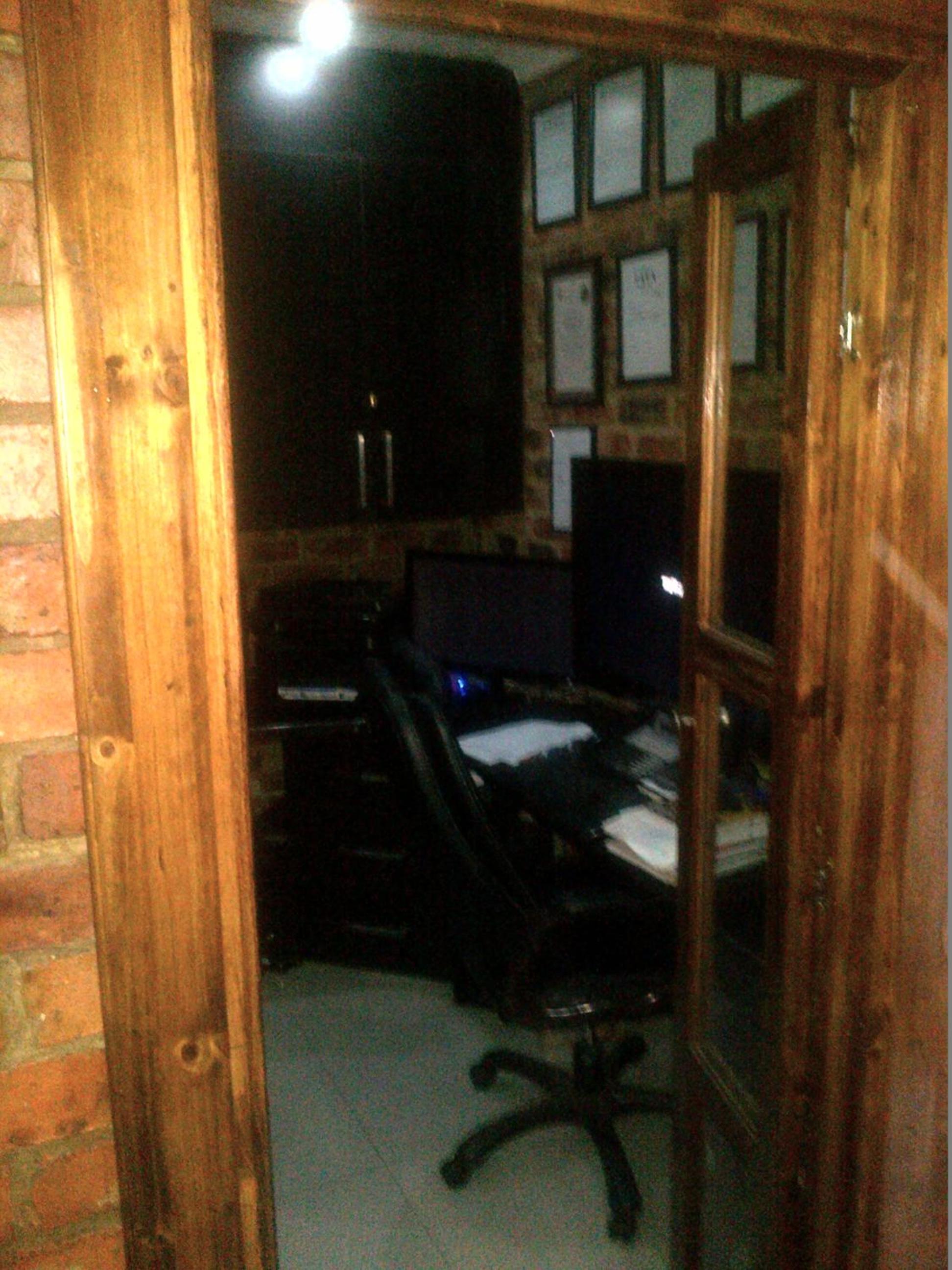 Photo 9