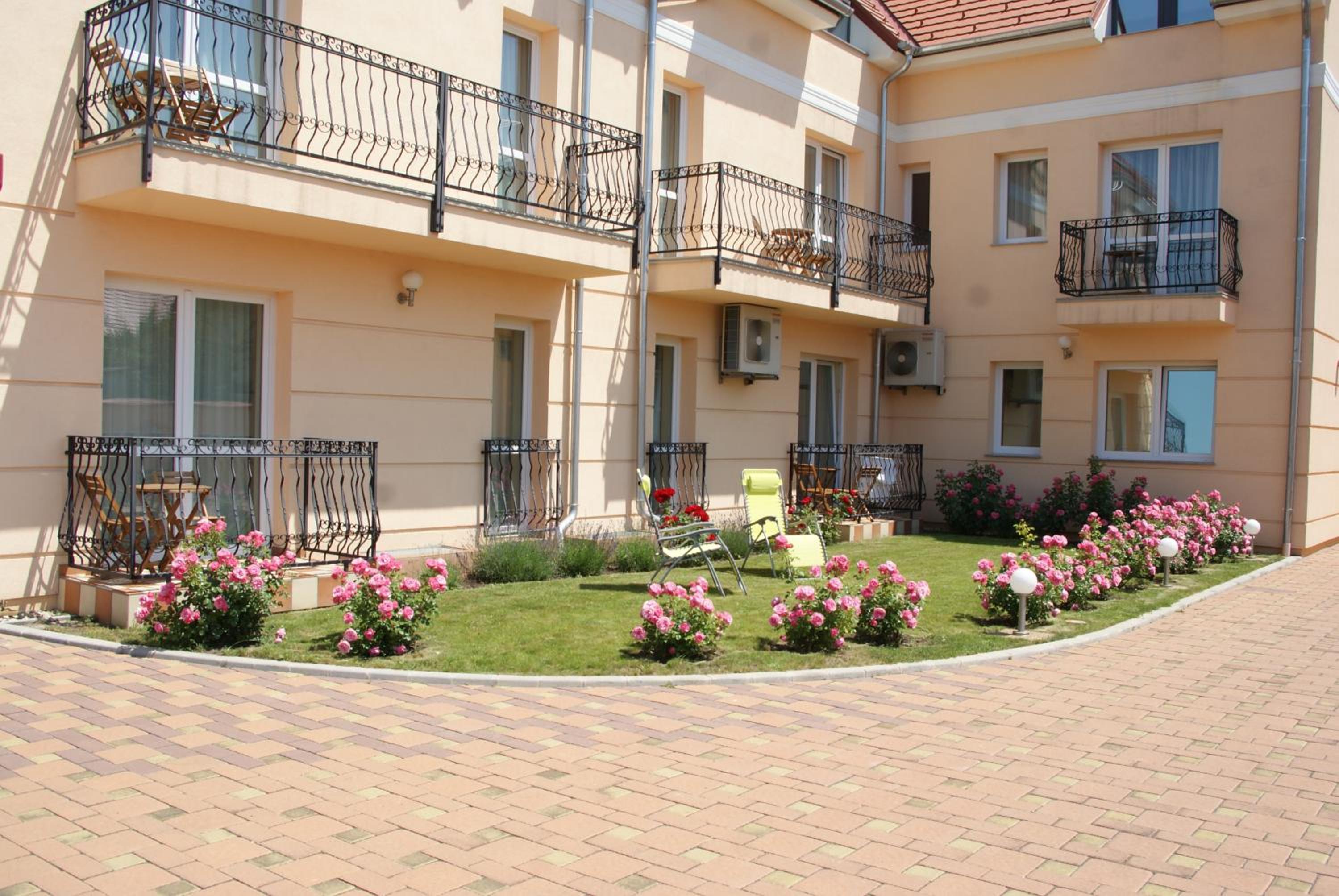 Mara Apartman view 4