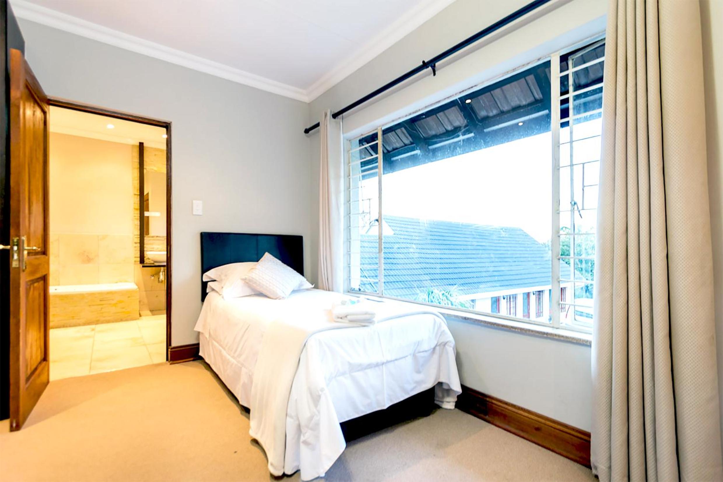 OR Tambo Guest House