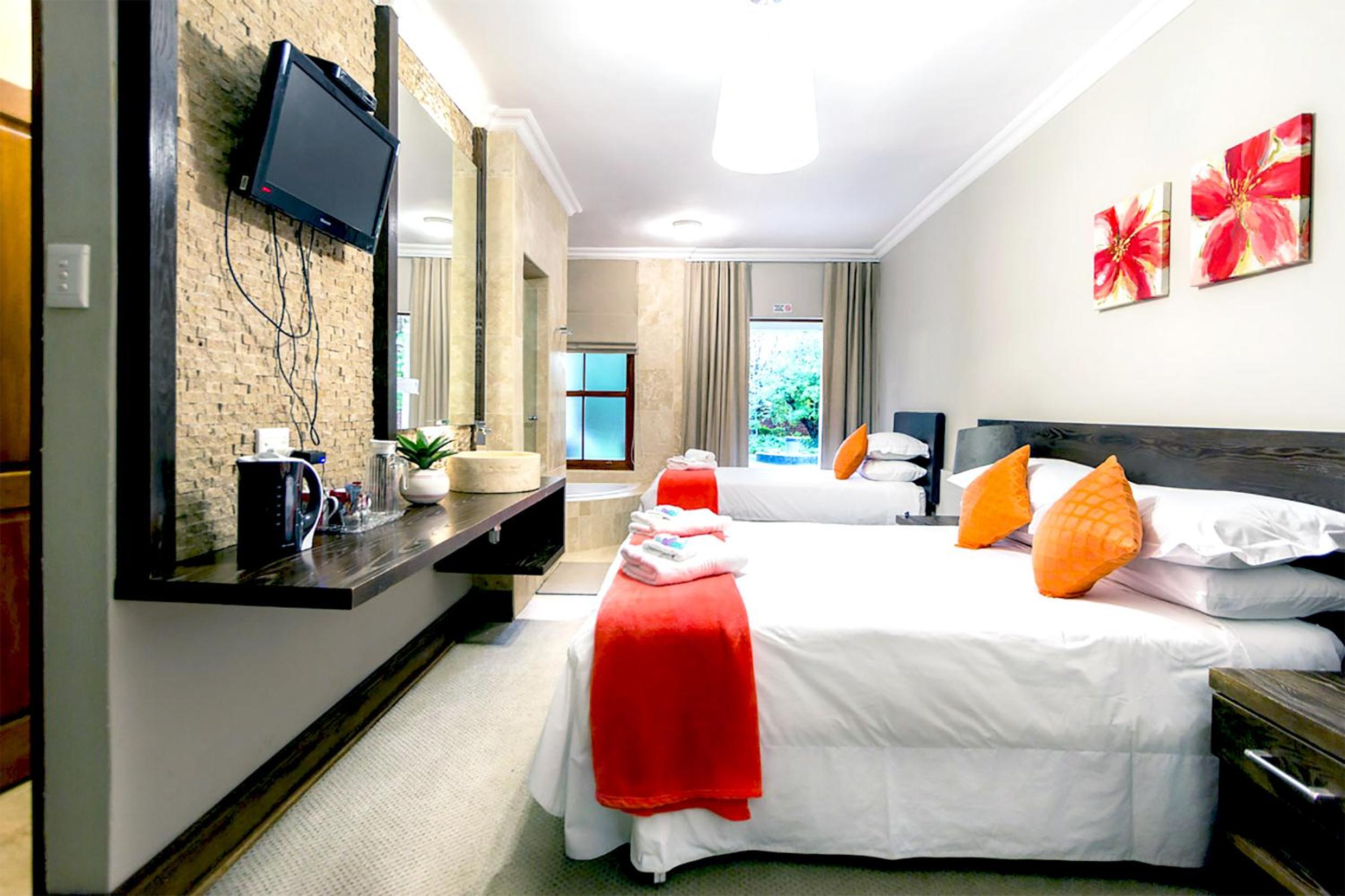 OR Tambo Guest House