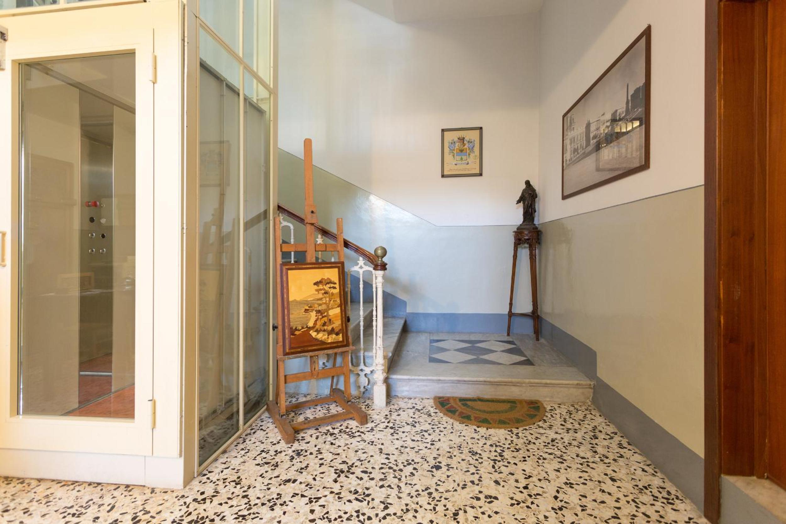 Palazzo Vallebona