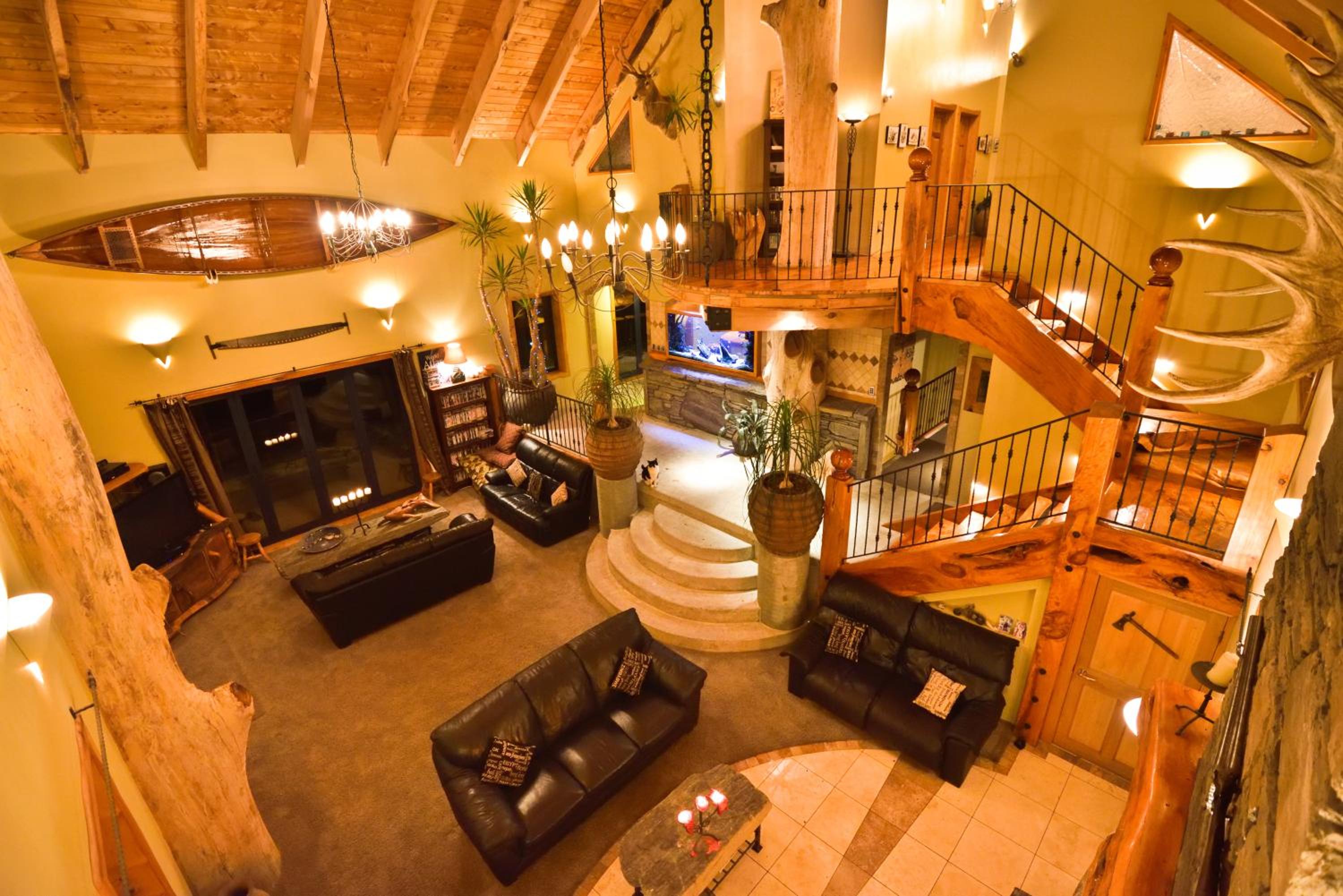 Tree House Lodge Bed & Breakfast view 2