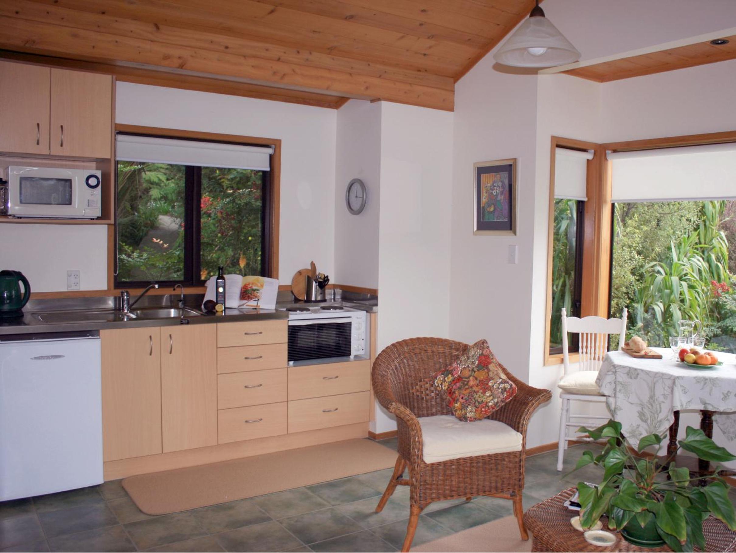 Bay of Islands Cottages view 4